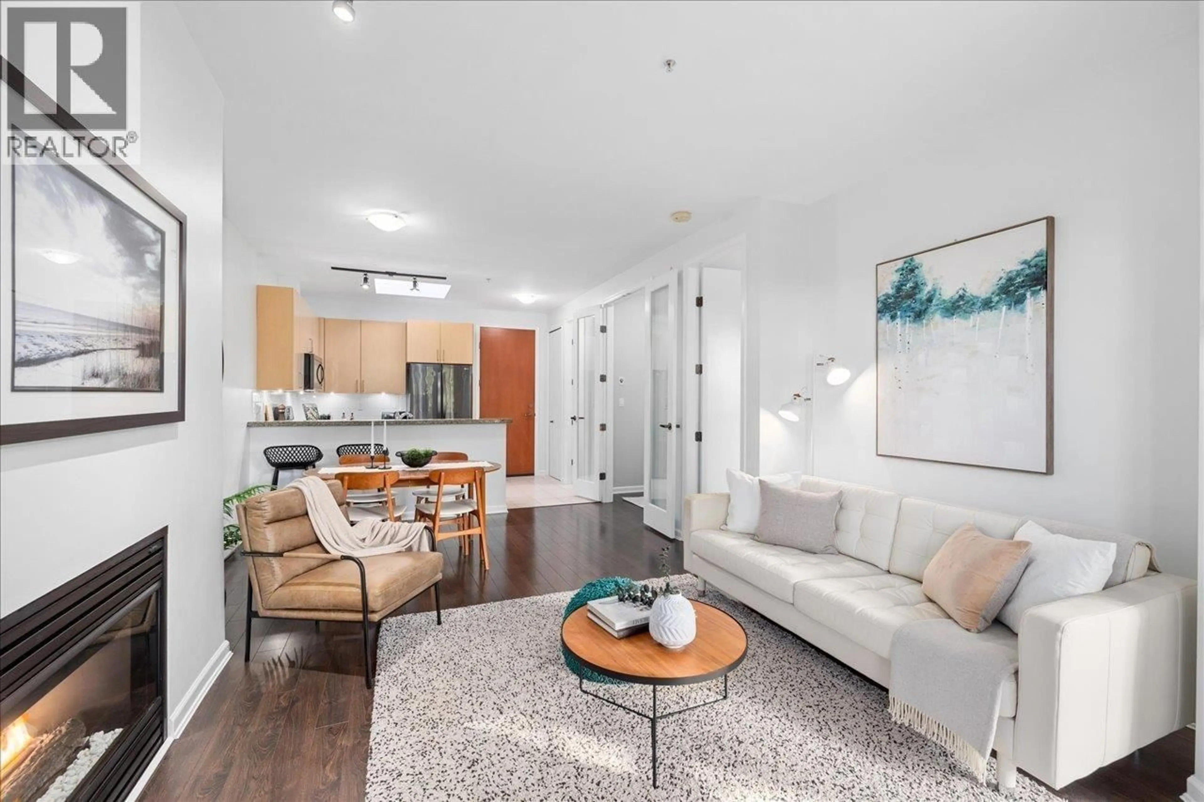 Living room with furniture, unknown for 412 - 2065 12TH AVENUE, Vancouver British Columbia V6J5L9