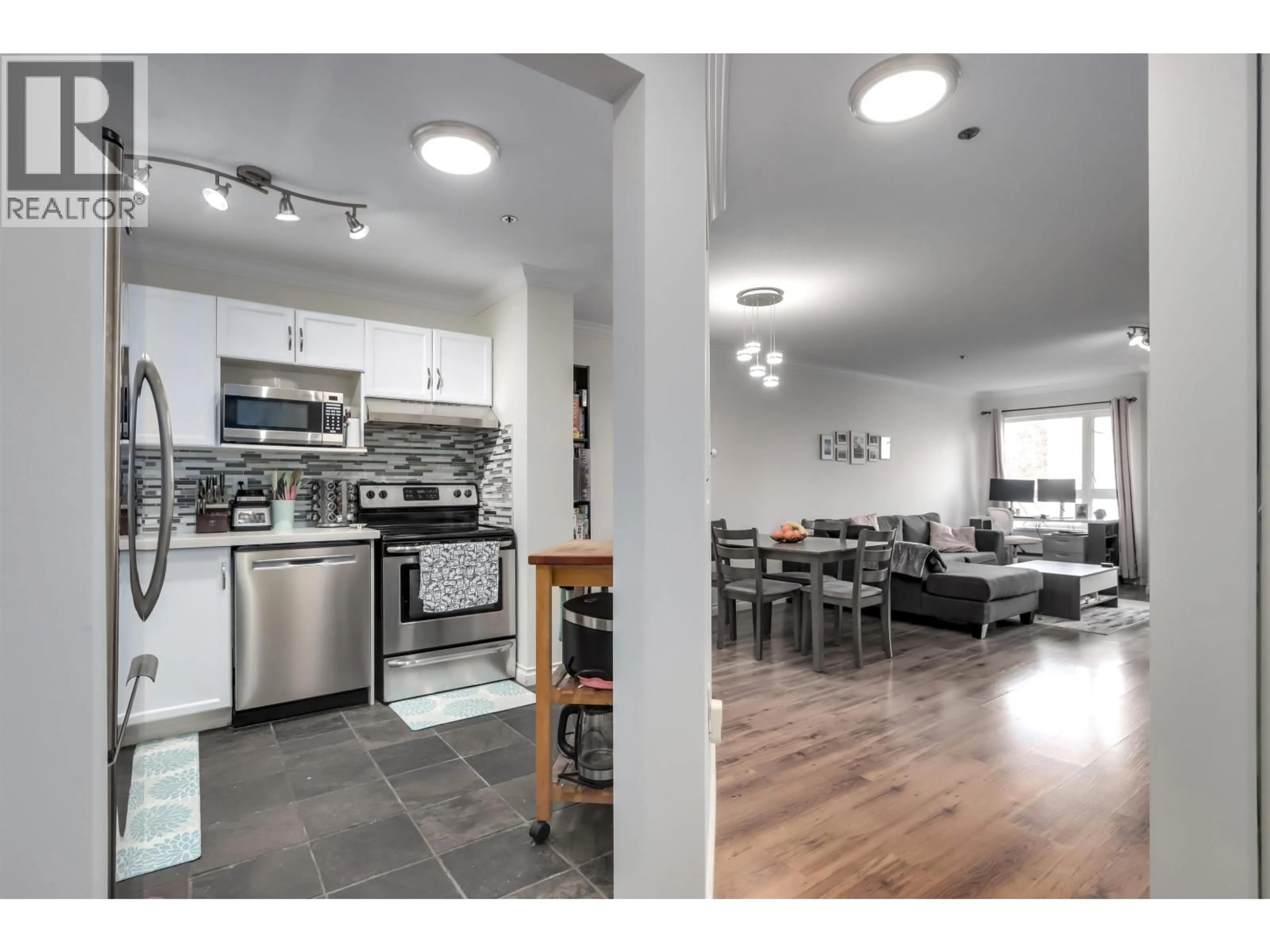 Open concept kitchen, unknown for 202 - 2335 WHYTE AVENUE, Port Coquitlam British Columbia V3C2A3