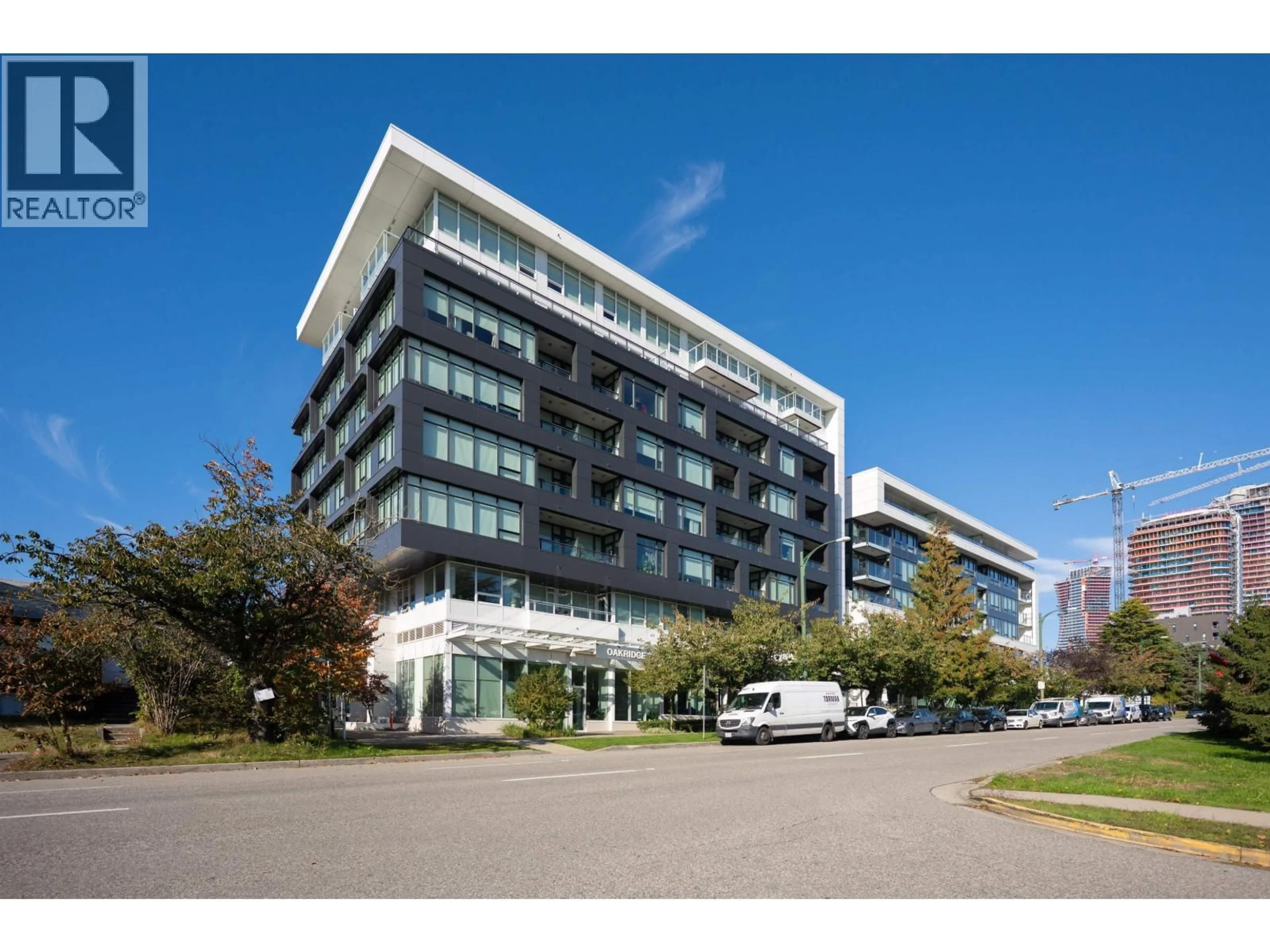 Indoor foyer for 907 - 6383 CAMBIE STREET, Vancouver British Columbia V5Z0G7