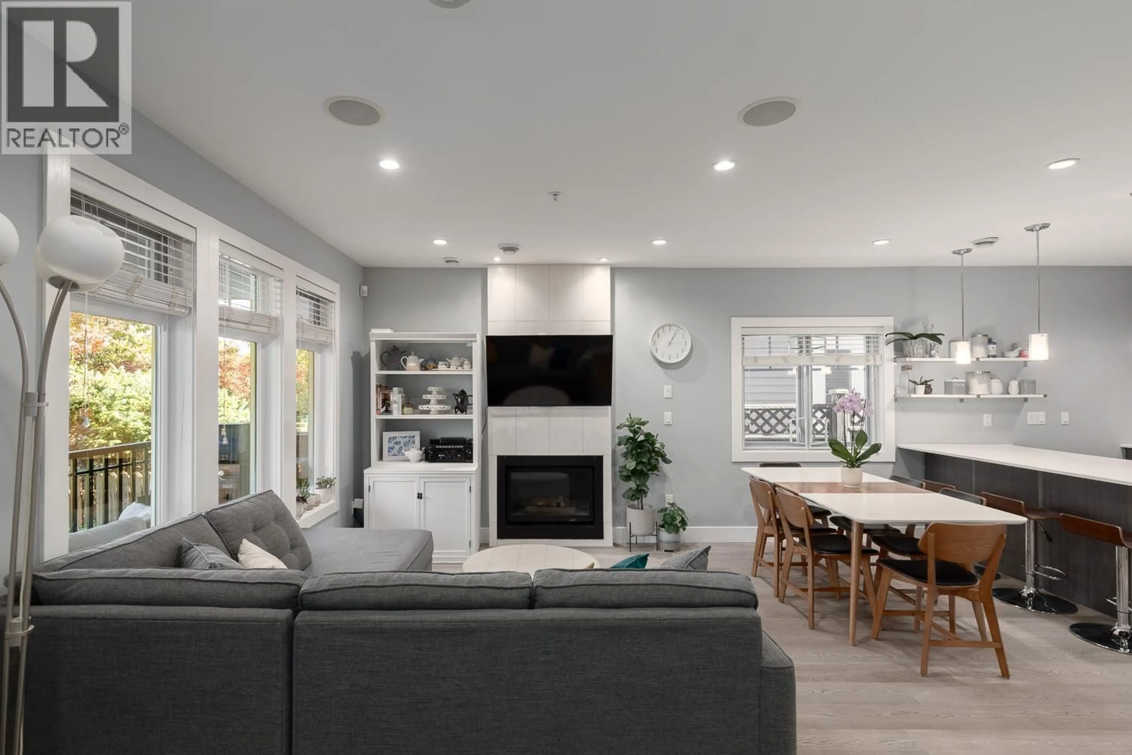 Living room with furniture, unknown for 1082 10TH AVENUE, Vancouver British Columbia V5T2B5