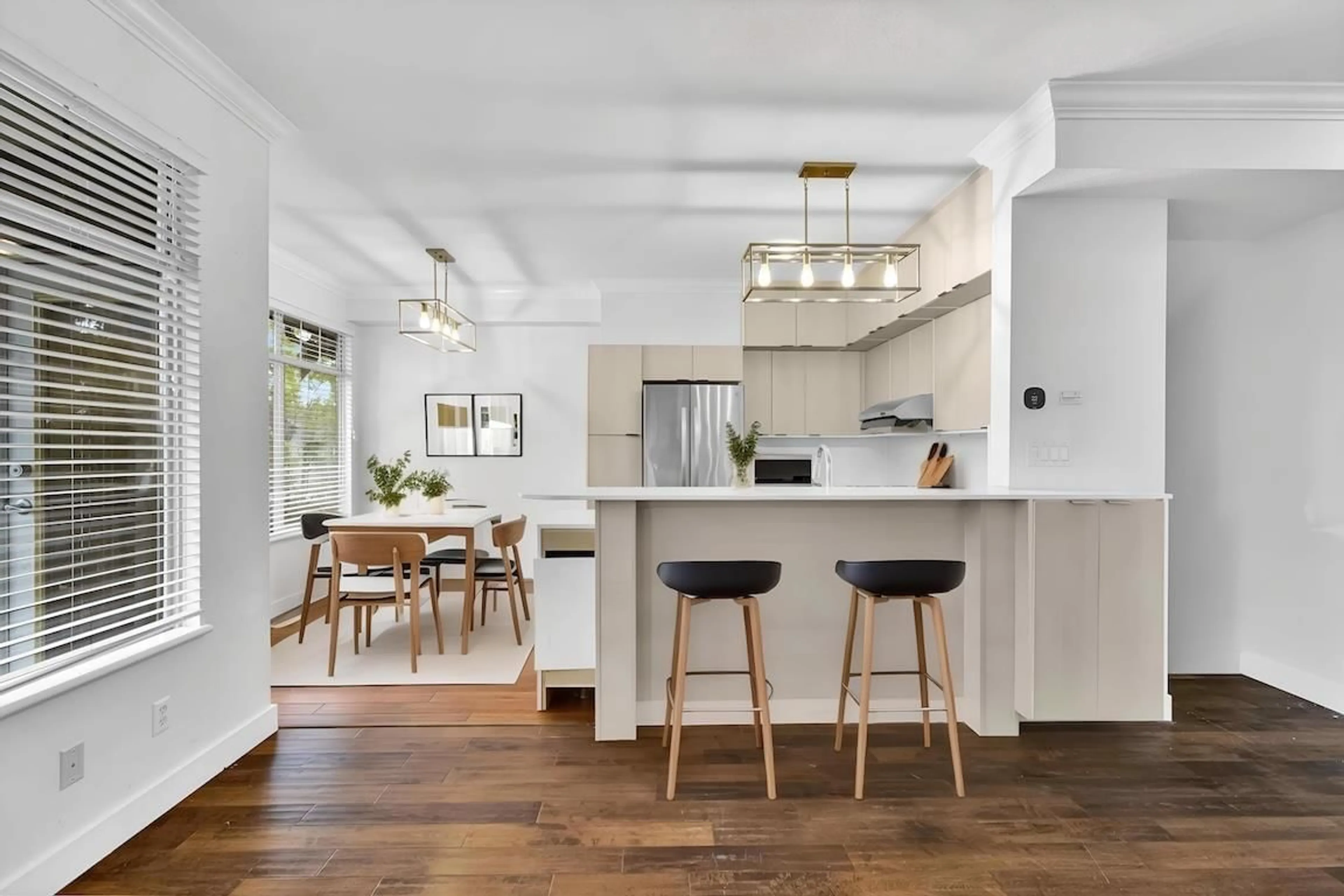 Open concept kitchen, unknown for 22 - 15152 62A, Surrey British Columbia V3S1V1