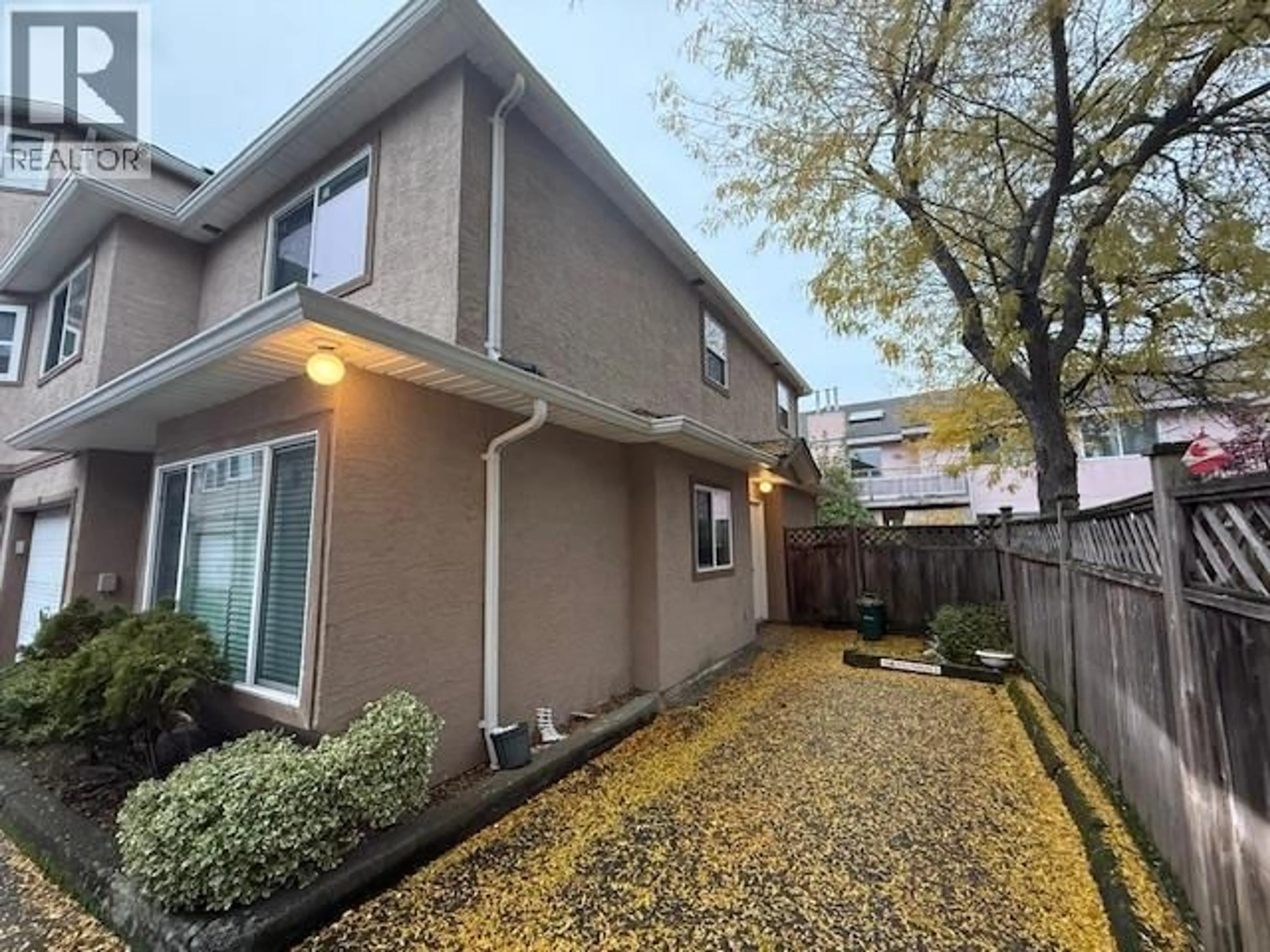 A pic from outside/outdoor area/front of a property/back of a property/a pic from drone, street for 5 - 7171 BLUNDELL ROAD, Richmond British Columbia V6Y1J5