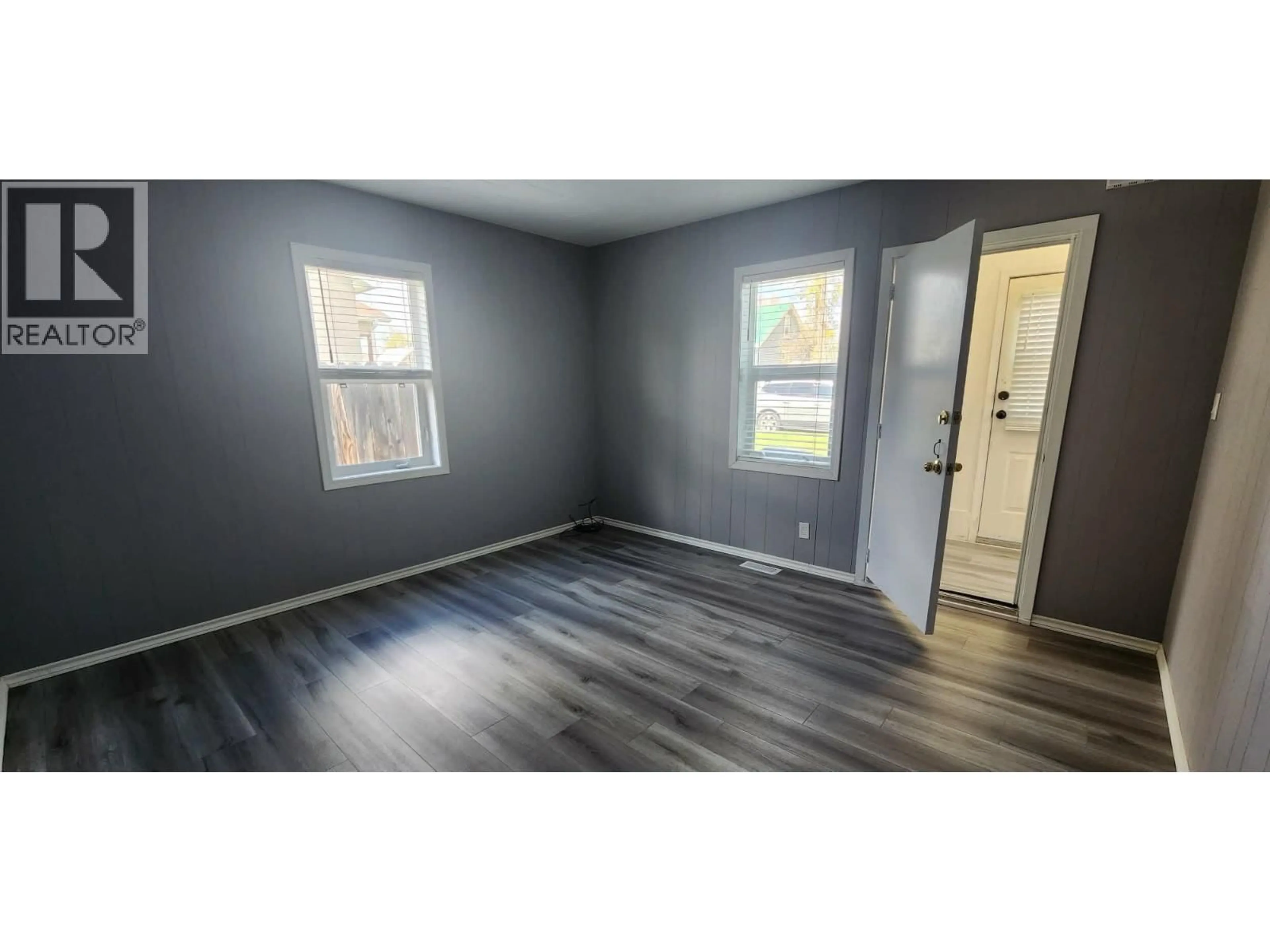 A pic of a room for 1651 8TH AVENUE, Prince George British Columbia V2L3R4