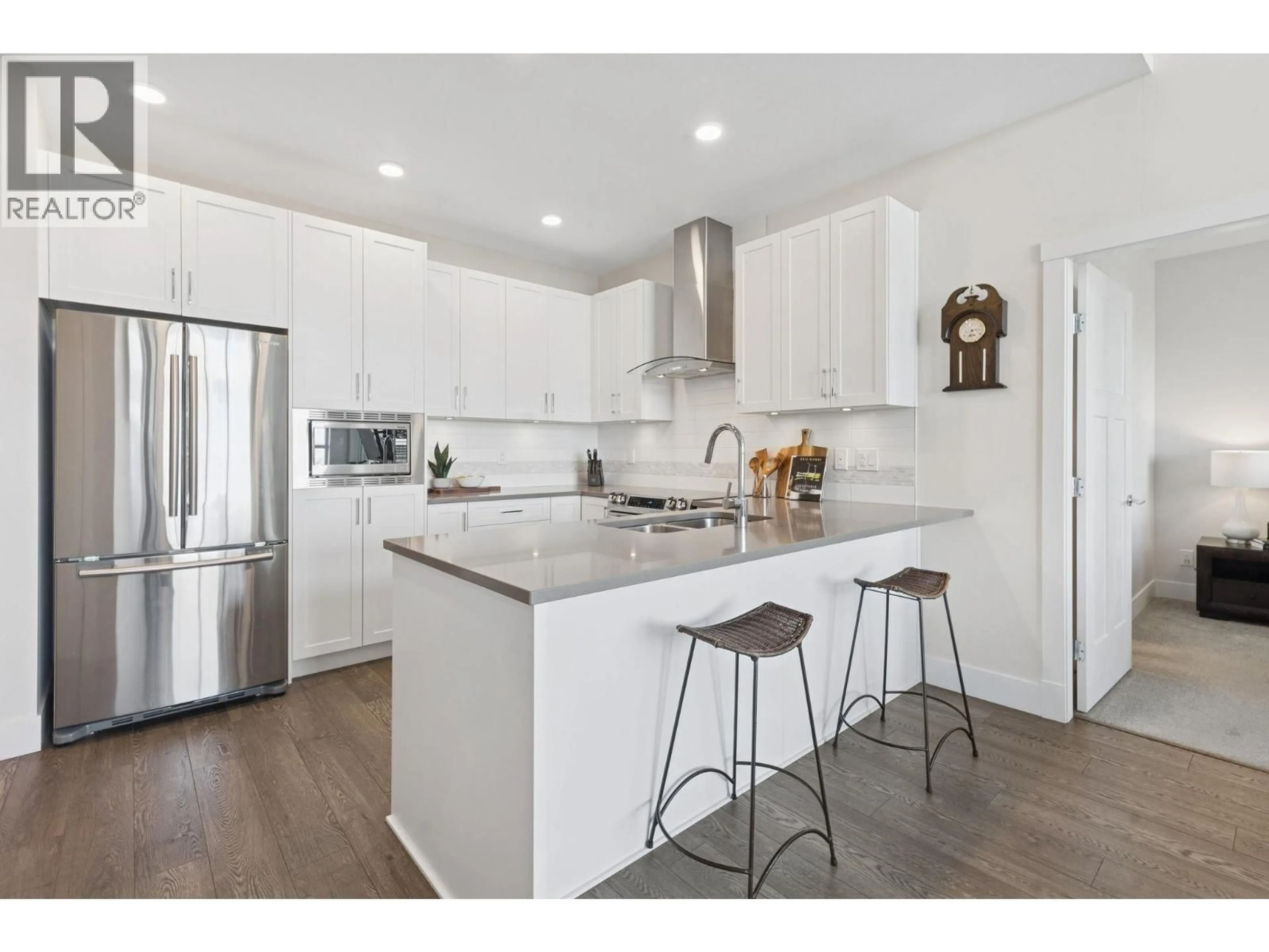 Open concept kitchen, unknown for 401 - 4690 HAWK LANE, Tsawwassen British Columbia V4M0C4