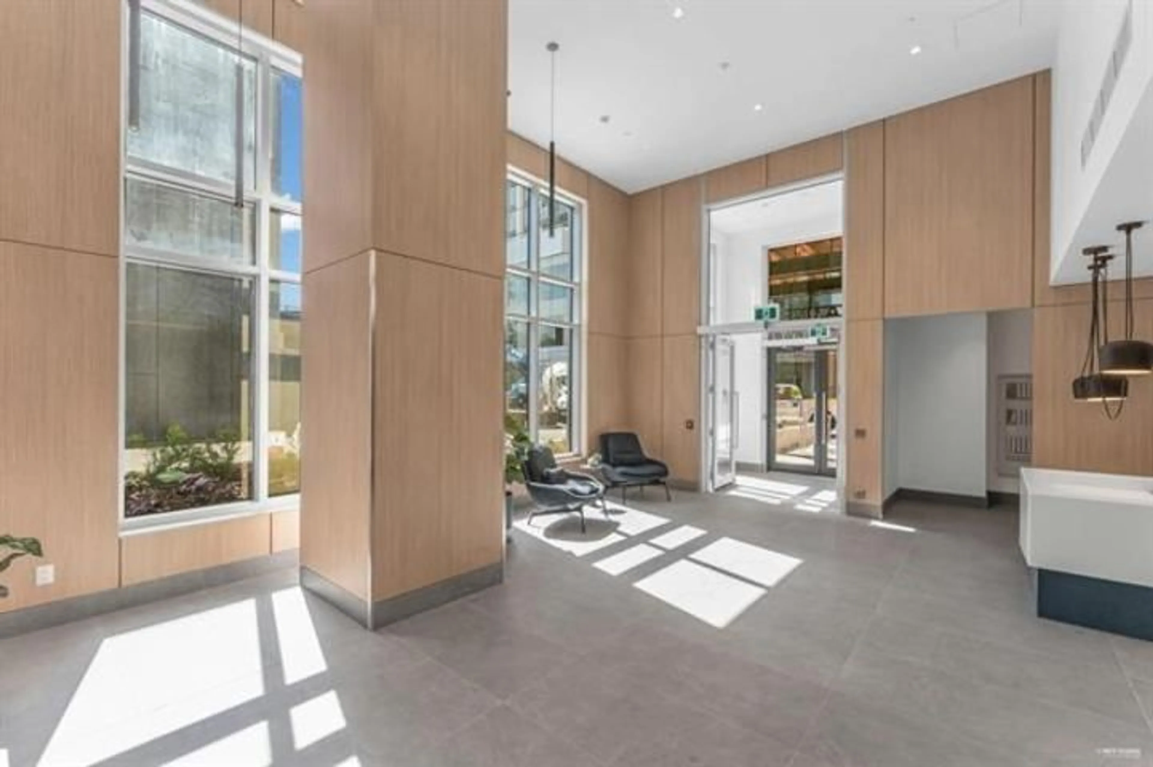 Indoor foyer for 3207 - 13725 GEORGE JUNCTION, Surrey British Columbia V3T0V7