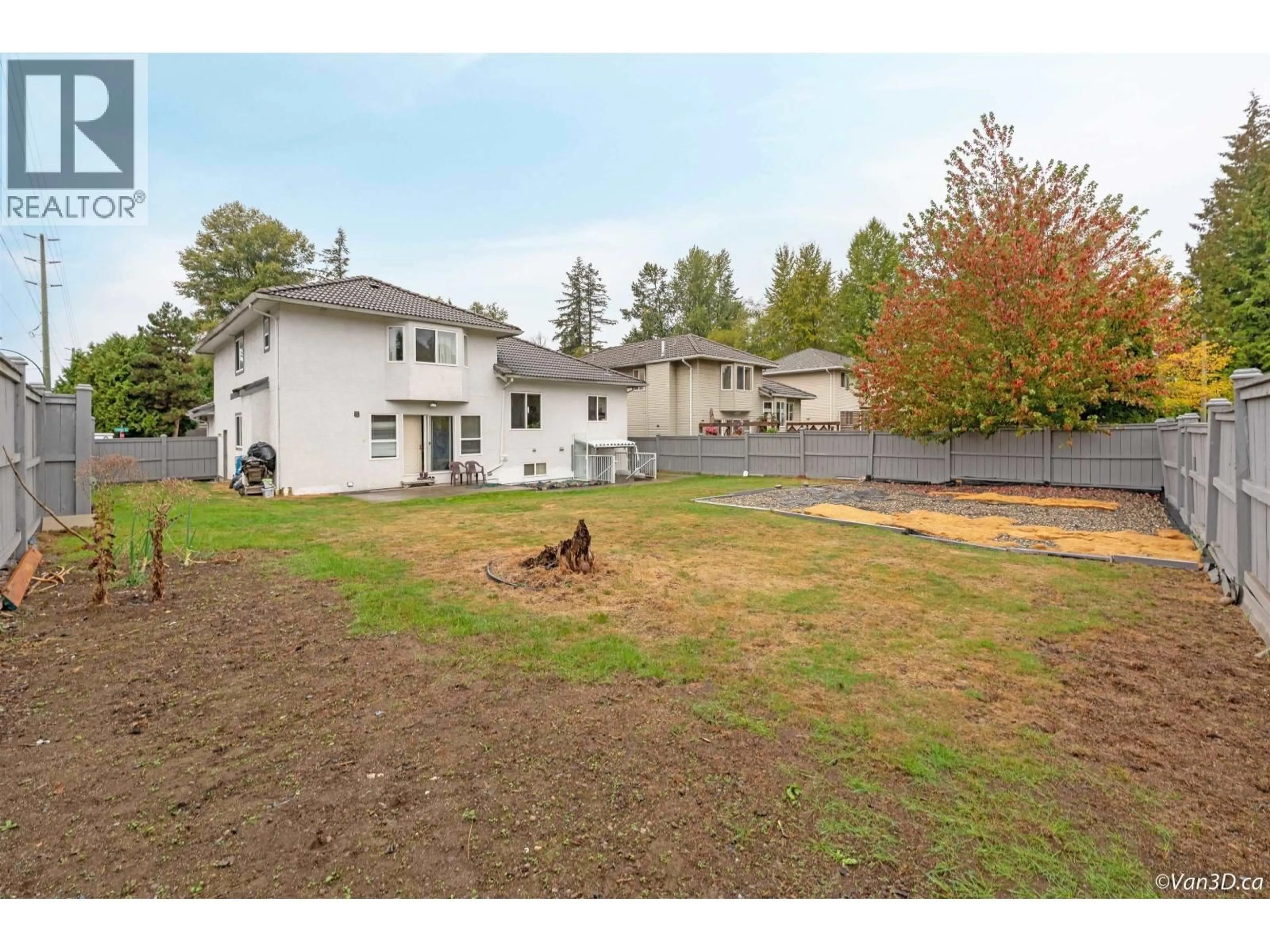 A pic from outside/outdoor area/front of a property/back of a property/a pic from drone, unknown for 801 FOWLER COURT, Coquitlam British Columbia V3J7X2
