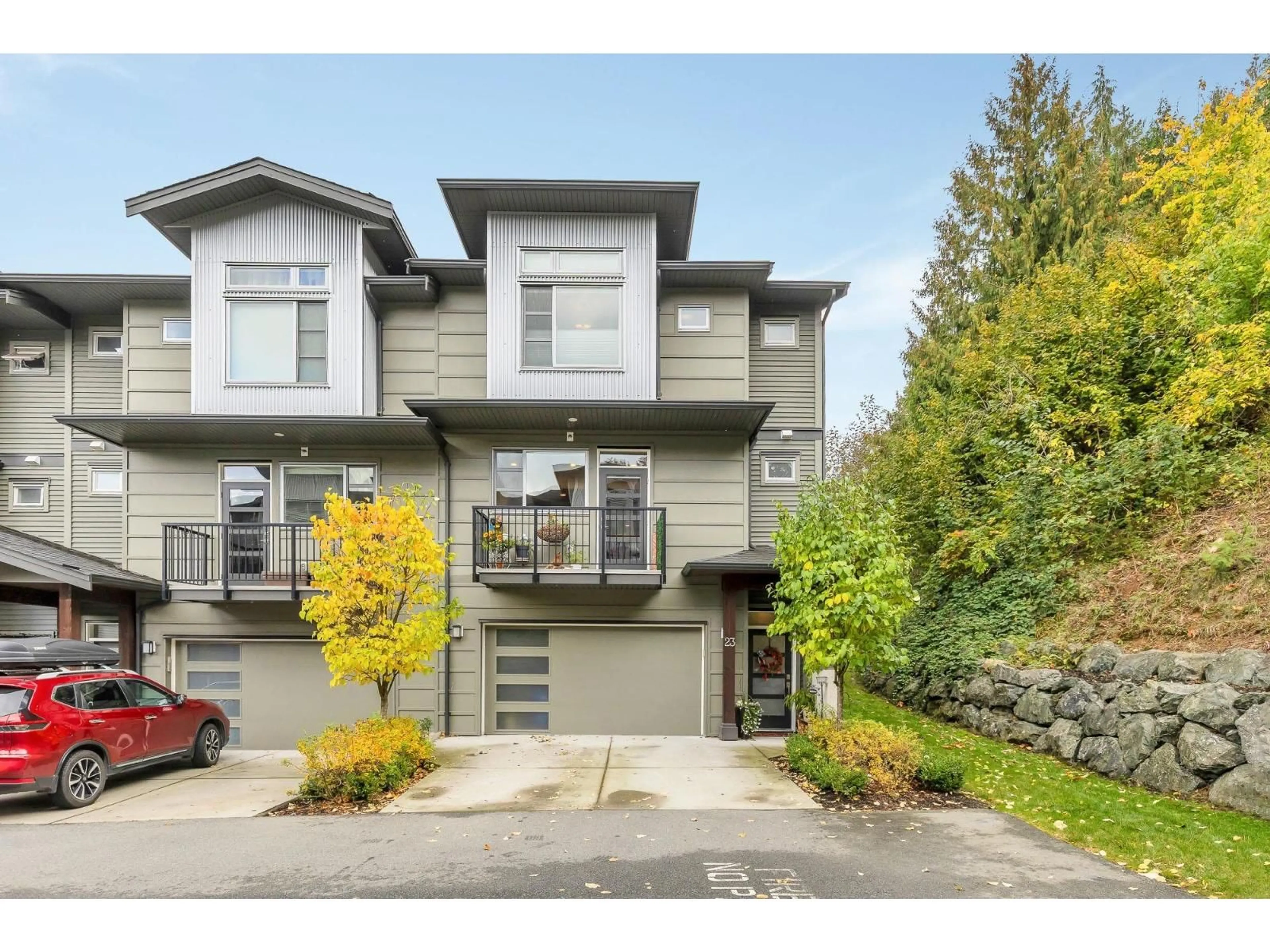 Home with vinyl exterior material, street for 23 - 43680 CHILLIWACK MOUNTAIN ROAD, Chilliwack British Columbia V2R6A6