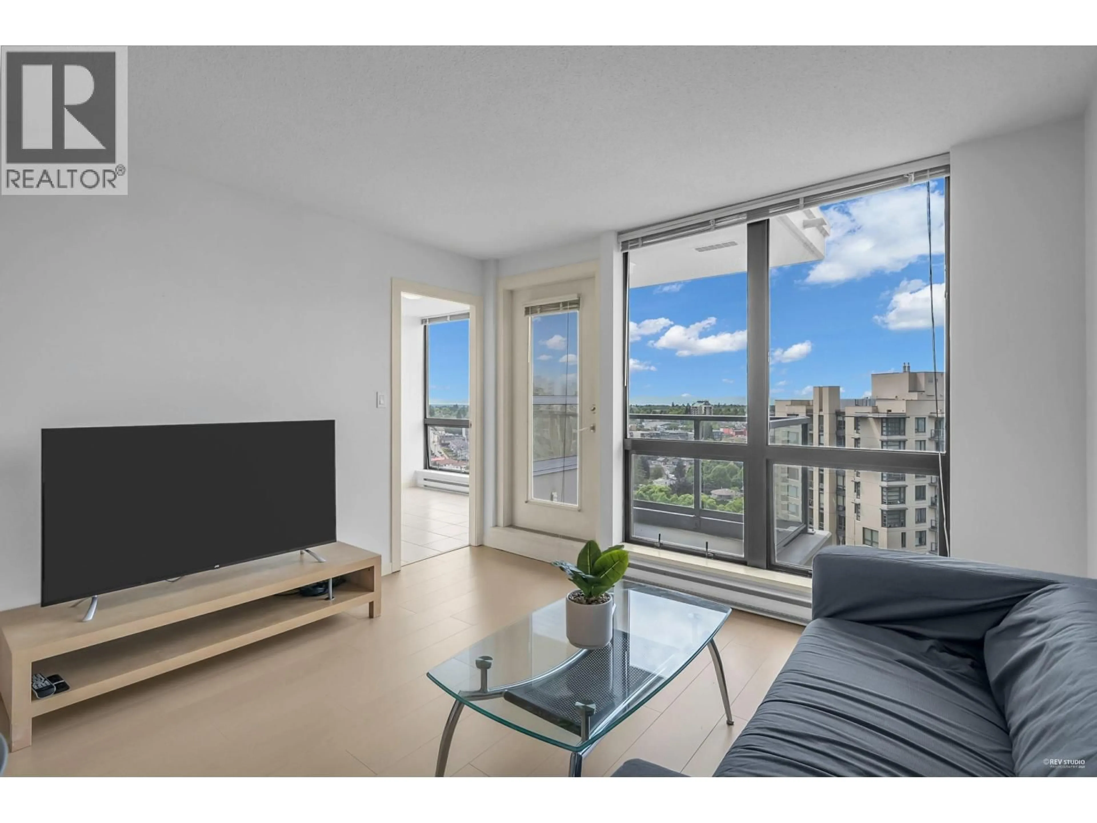 Living room with furniture, unknown for 2008 - 3663 CROWLEY DRIVE, Vancouver British Columbia V5R6H4
