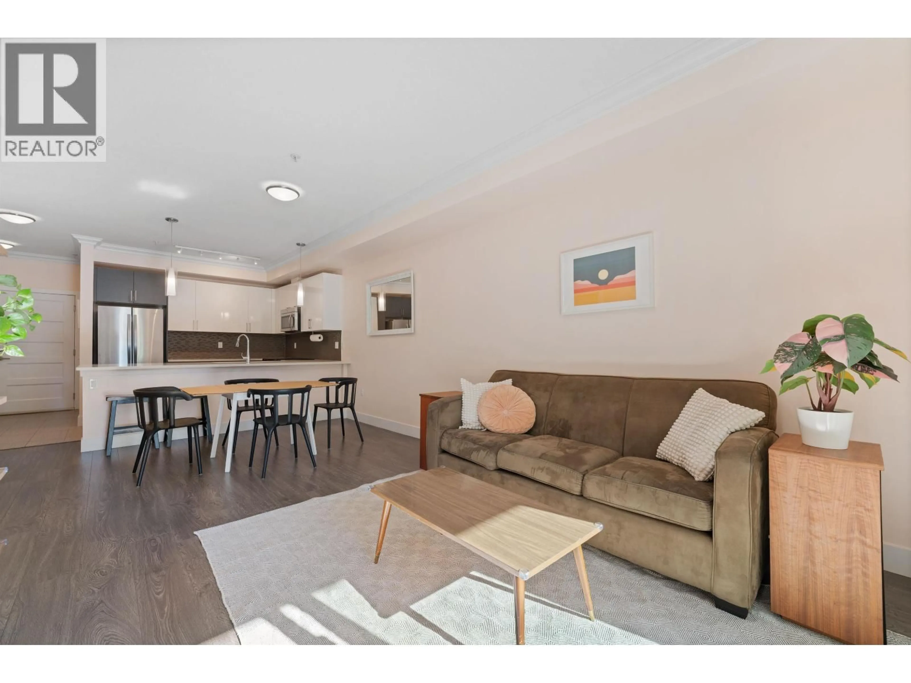 Living room with furniture, unknown for 102 - 2349 WELCHER AVENUE, Port Coquitlam British Columbia V3C1X6