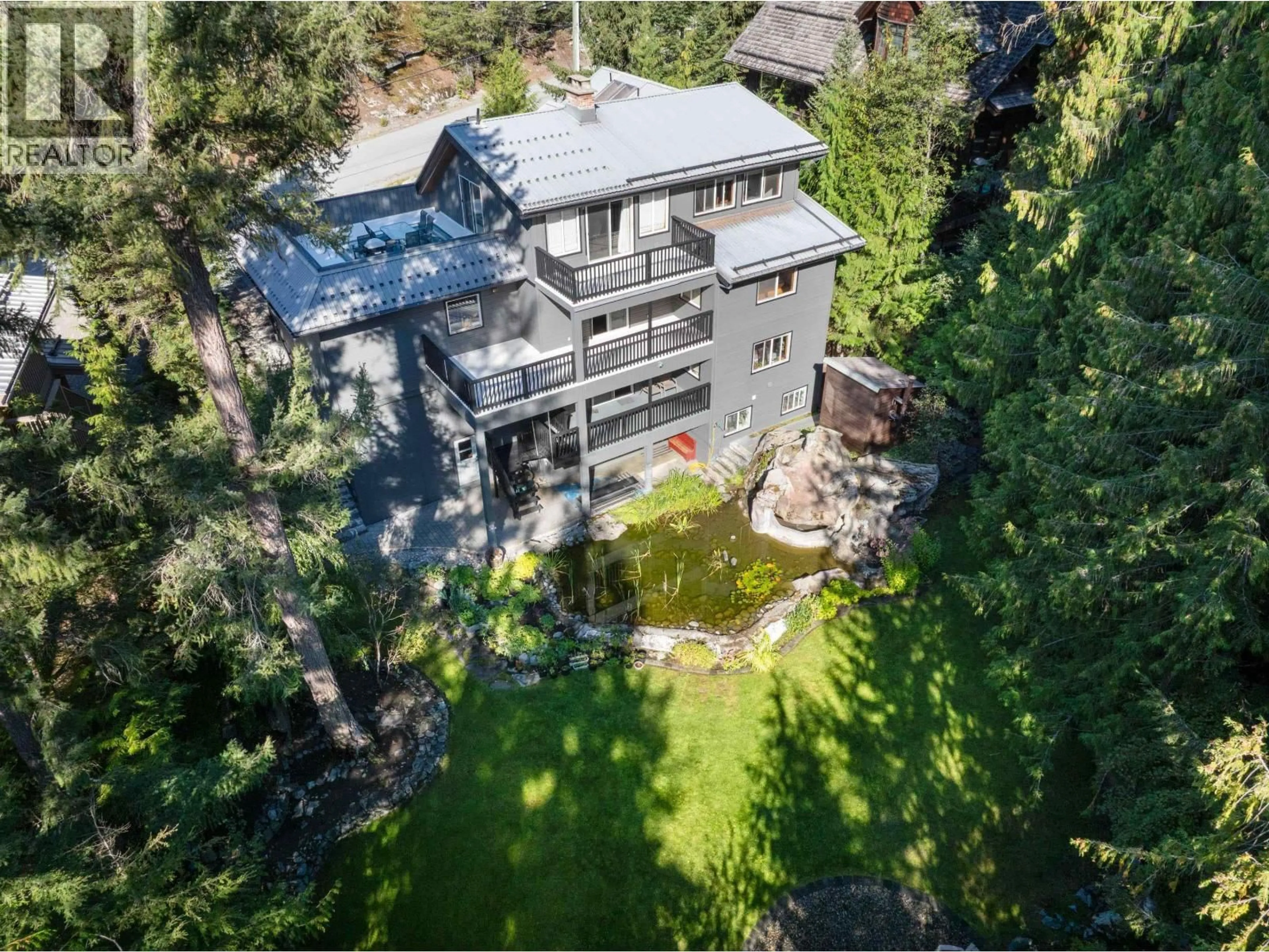 A pic from outside/outdoor area/front of a property/back of a property/a pic from drone, unknown for 9548 EMERALD DRIVE, Whistler British Columbia V8E0G5