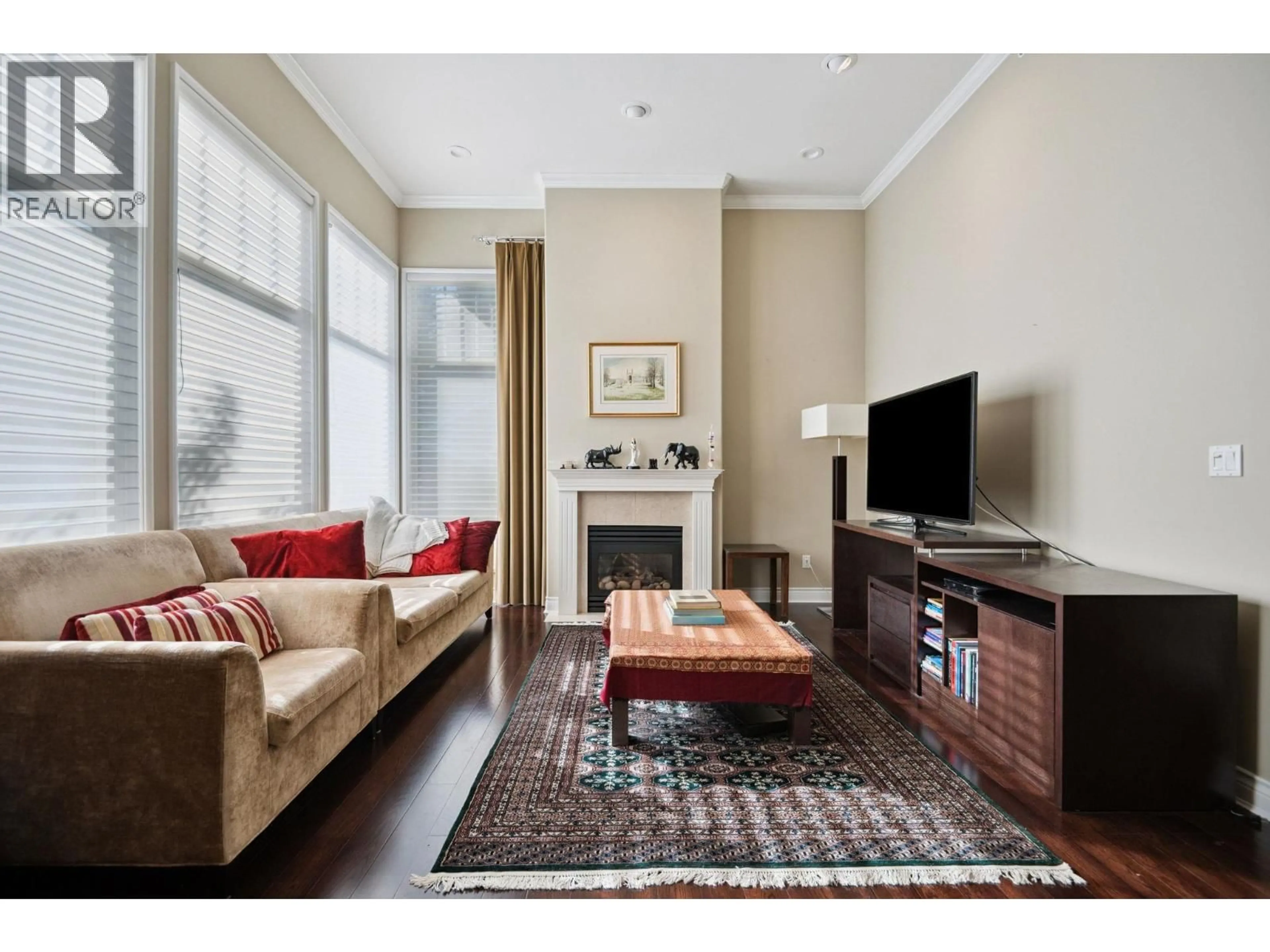 Living room with furniture, unknown for 1271 3RD STREET, West Vancouver British Columbia V7S1H8