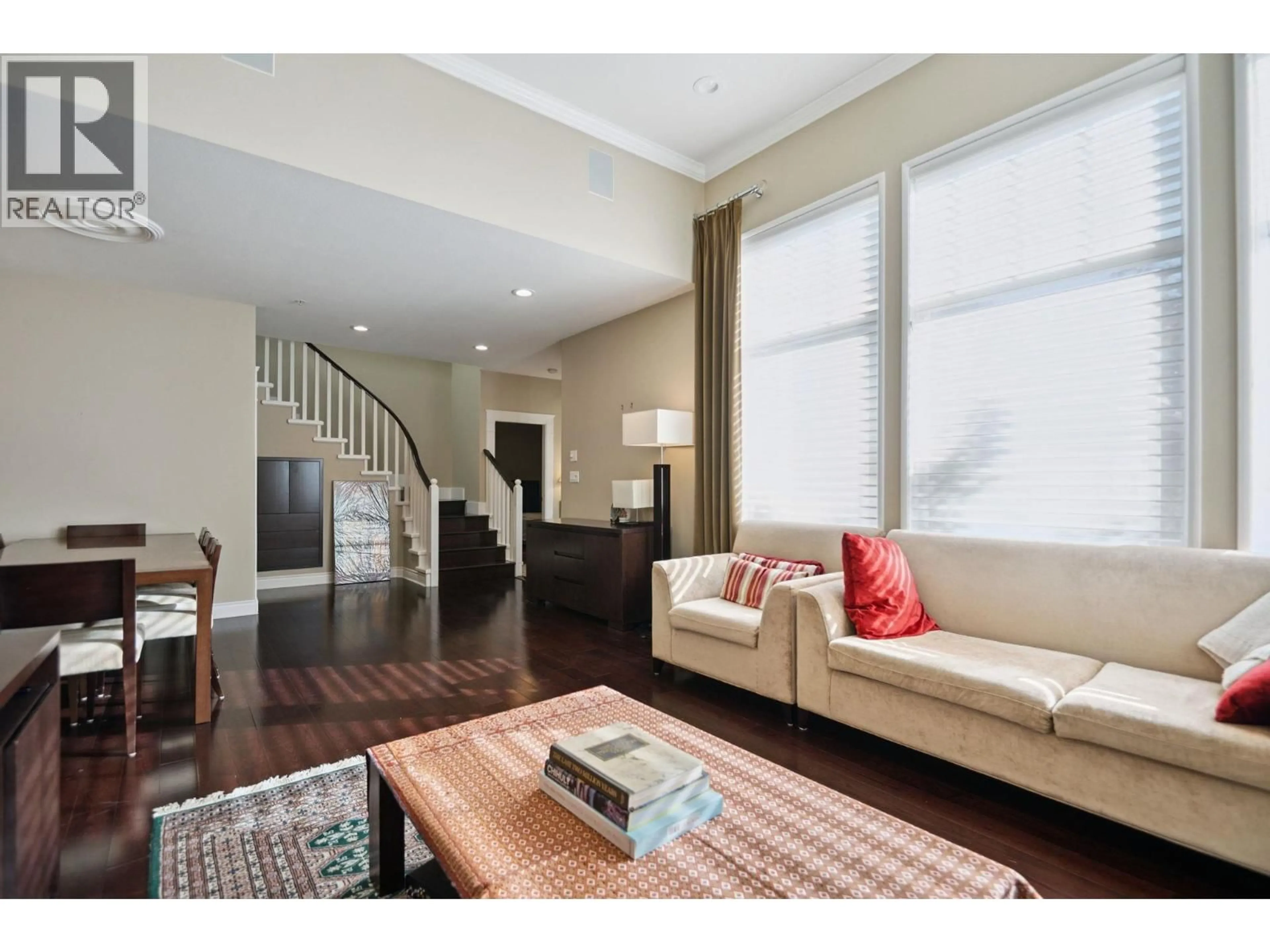 Living room with furniture, wood/laminate floor for 1271 3RD STREET, West Vancouver British Columbia V7S1H8