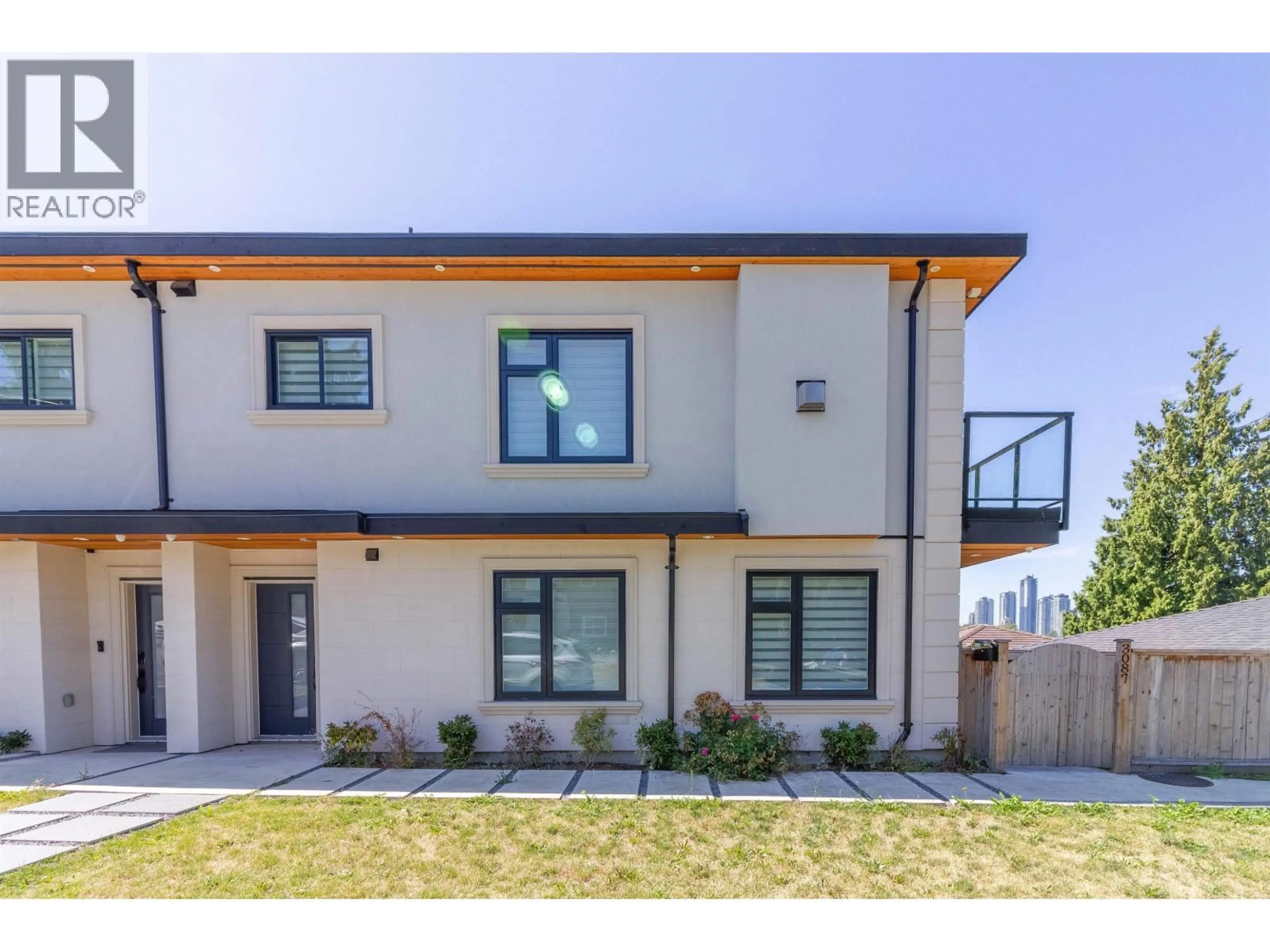 Home with brick exterior material, street for 3087 ROYAL OAK AVENUE, Burnaby British Columbia V5G4H5