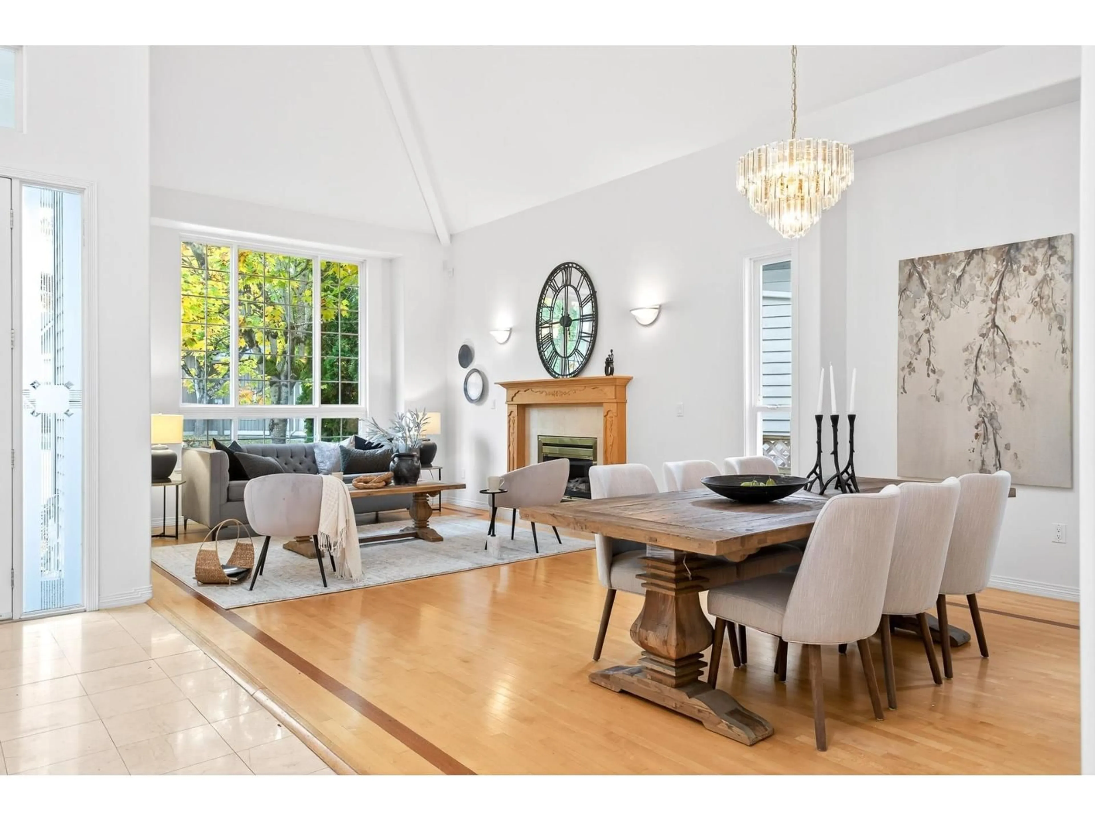 Dining room, wood/laminate floor for 6748 CHATEAU, Delta British Columbia V4E3M7