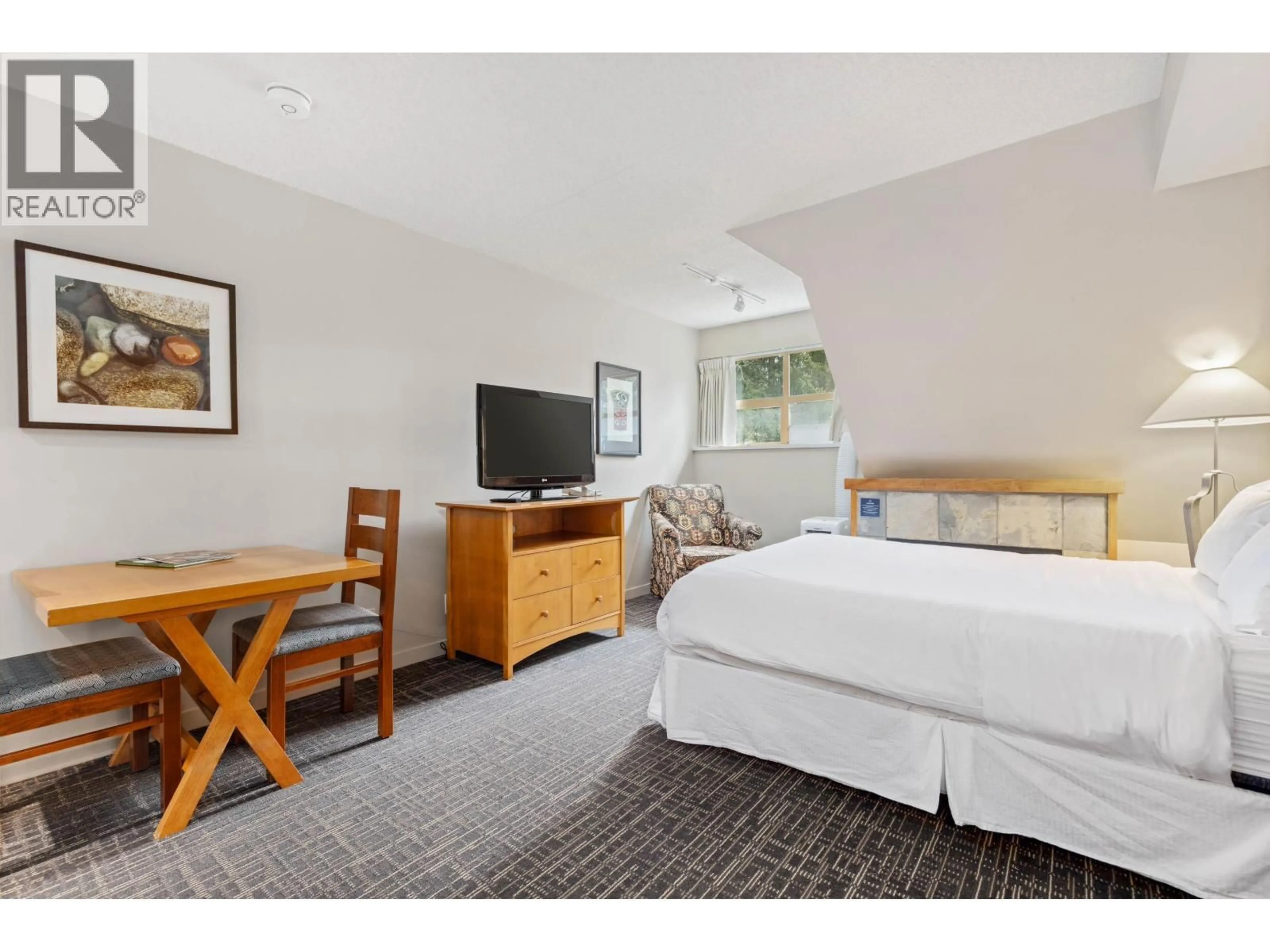 A pic of a room for 4407 - 4295 BLACKCOMB WAY, Whistler British Columbia V8E0X2