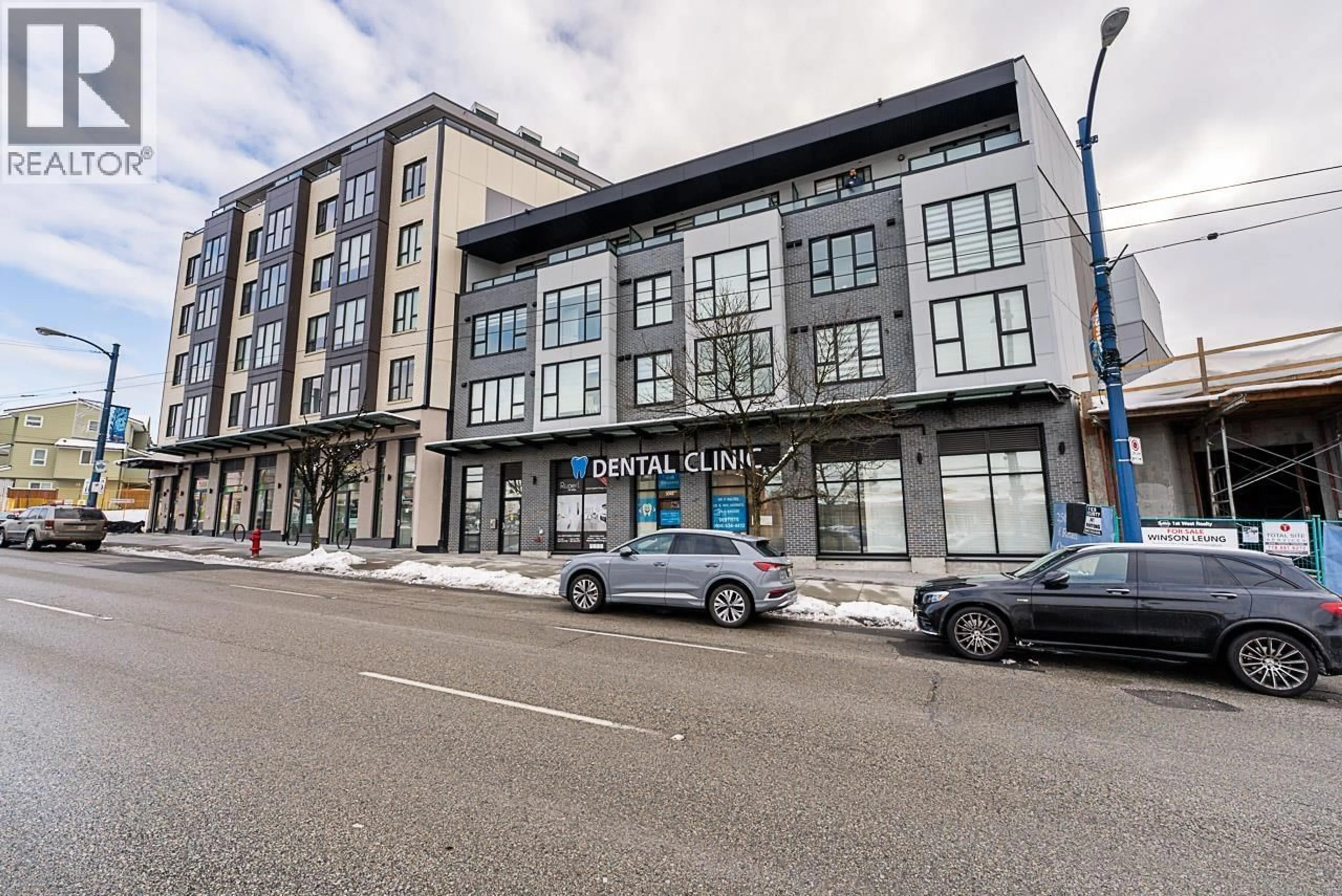 Unknown for 406 - 3050 KINGSWAY, Vancouver British Columbia V5R5J7