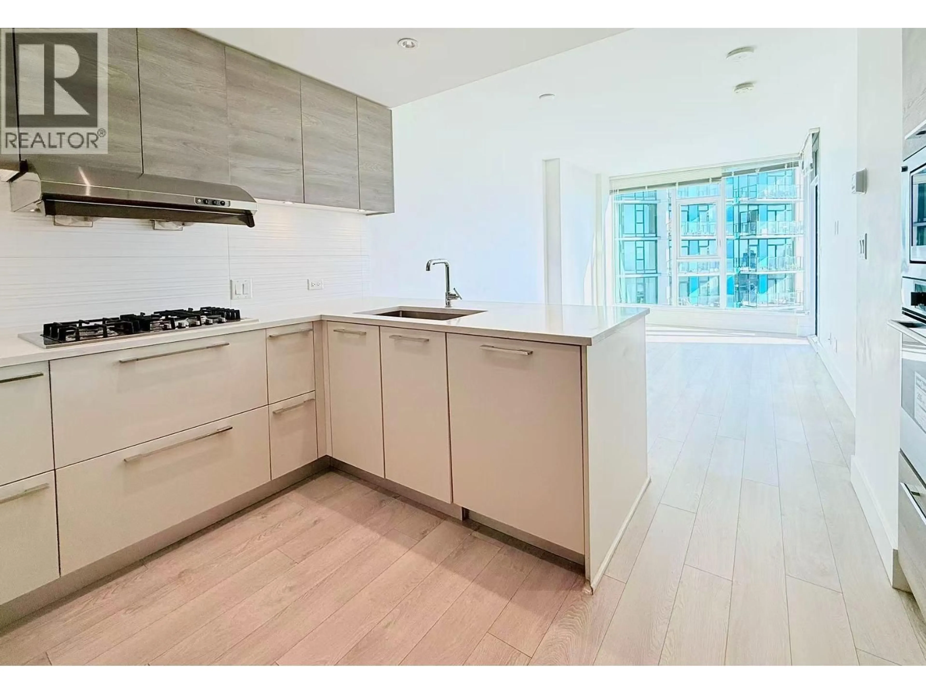 Standard kitchen, unknown for 1907 - 7358 EDMONDS STREET, Burnaby British Columbia V3N0H1