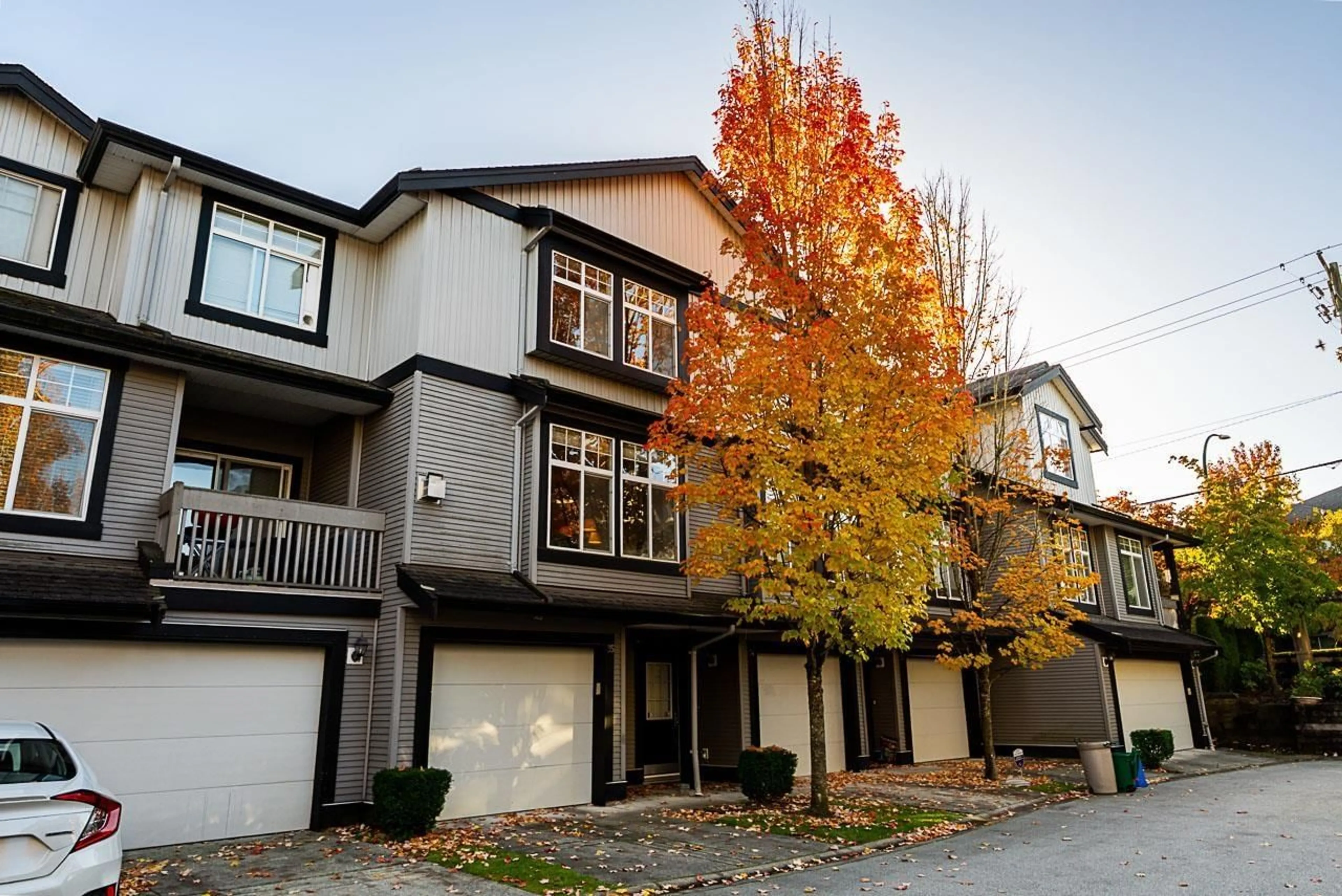Home with vinyl exterior material, street for 35 - 18828 69, Surrey British Columbia V4N5L1