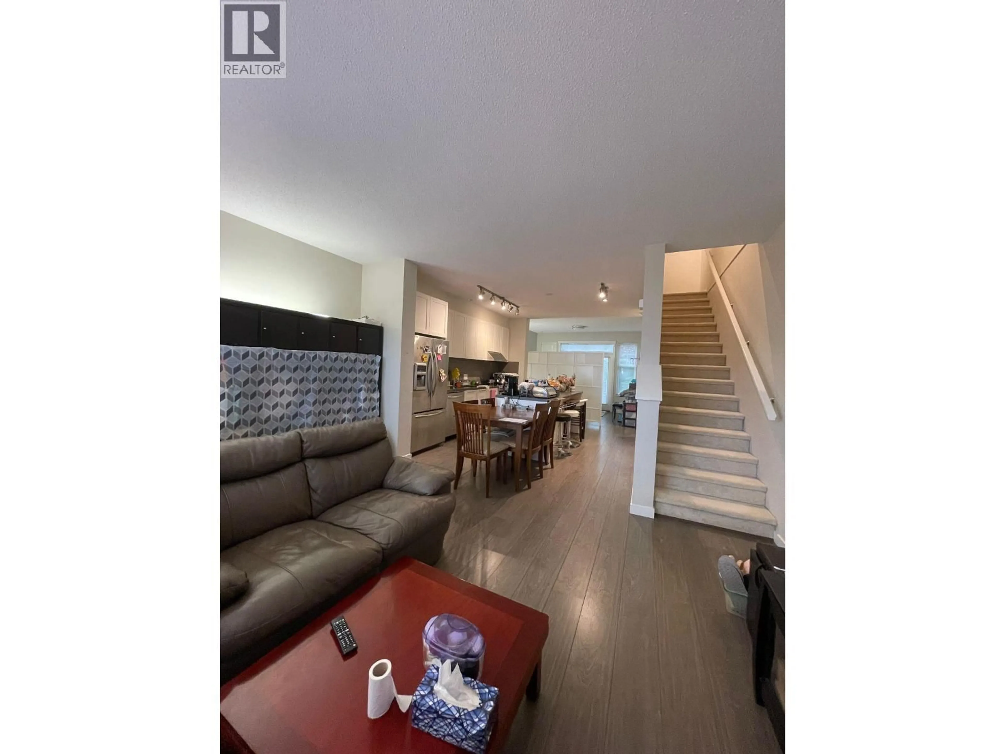 Unknown for 10 - 3461 PRINCETON AVENUE, Coquitlam British Columbia V3E0M2