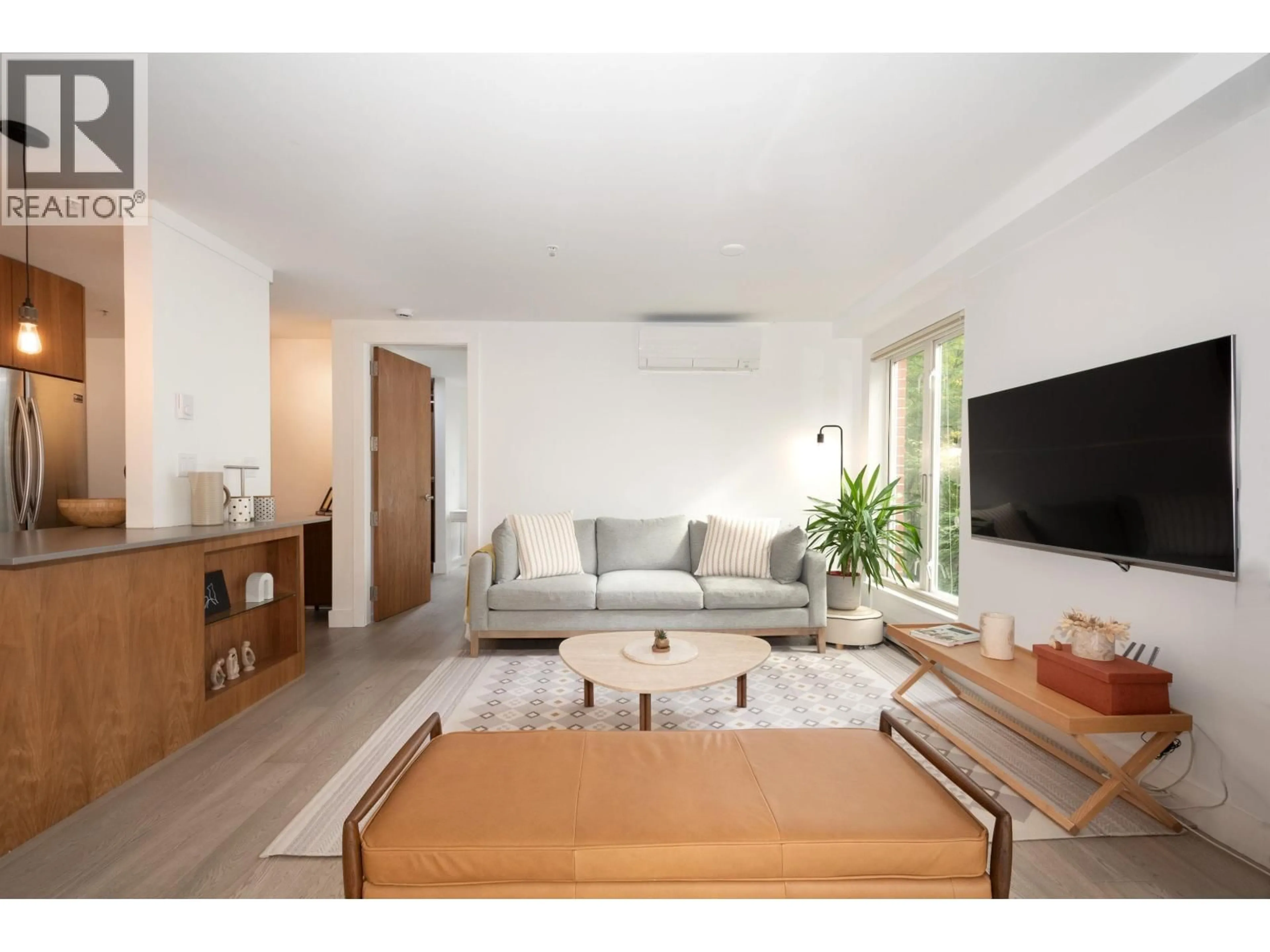 Living room with furniture, unknown for 315 - 2628 YEW STREET, Vancouver British Columbia V6K4T4