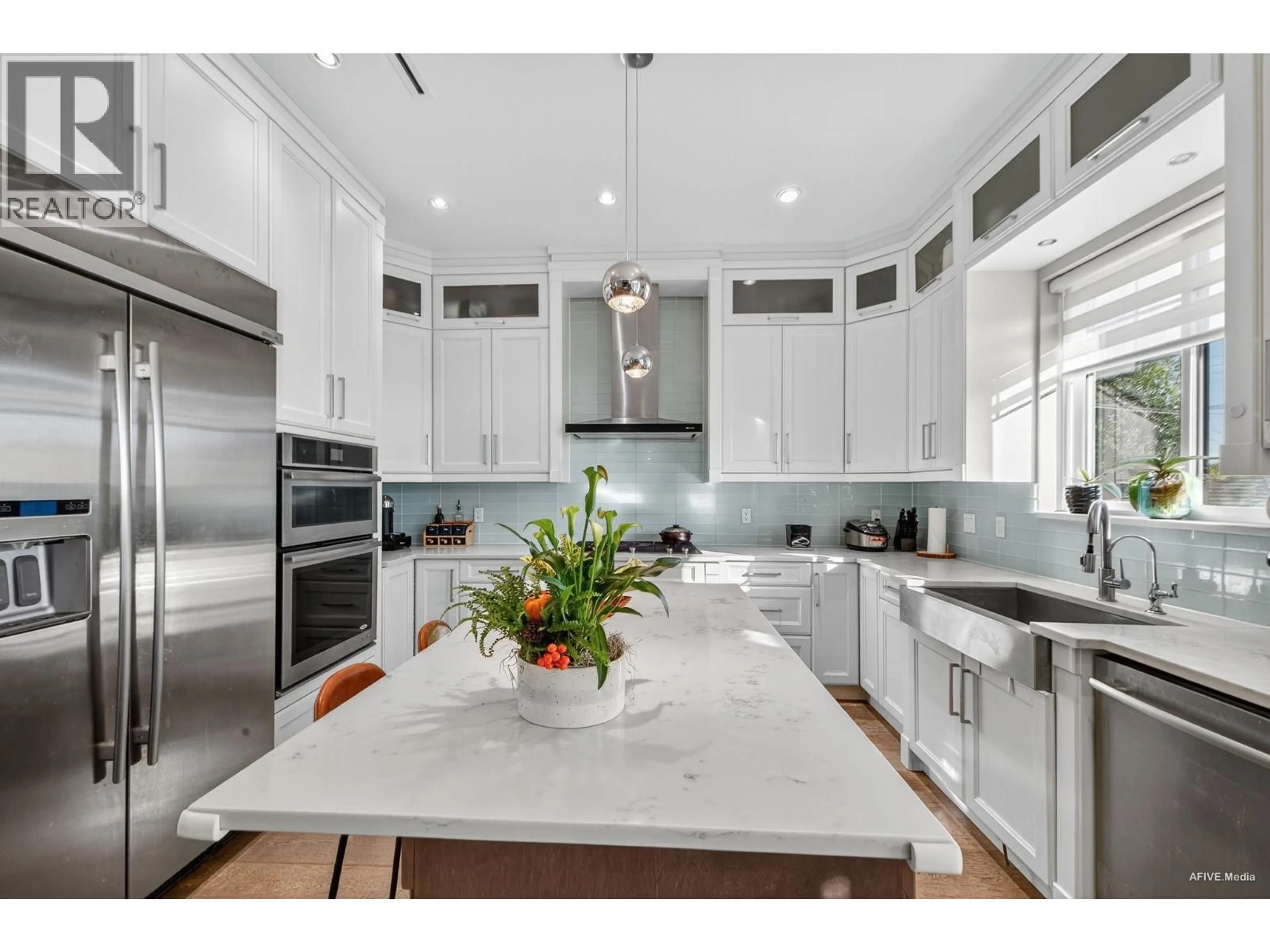 Contemporary kitchen, ceramic/tile floor for 4564 VENABLES STREET, Burnaby British Columbia V5C3A7