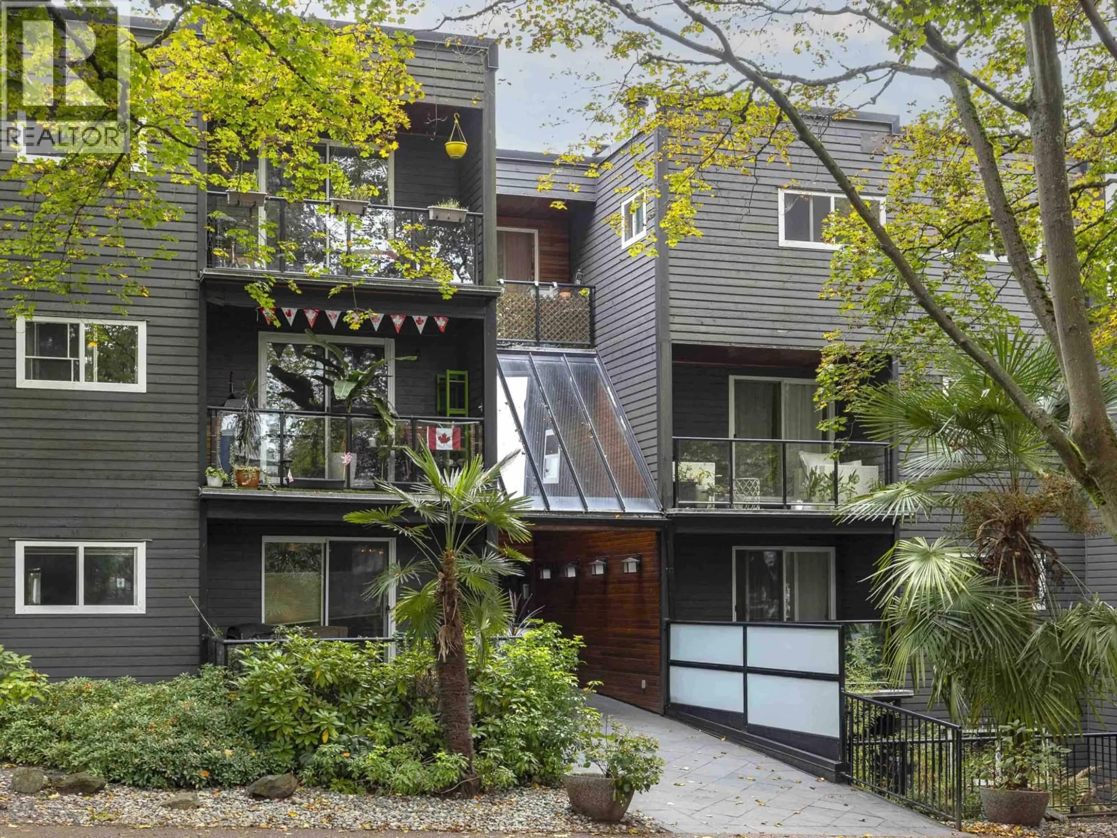 Home with brick exterior material, street for 302 - 1550 BARCLAY STREET, Vancouver British Columbia V6G3B1
