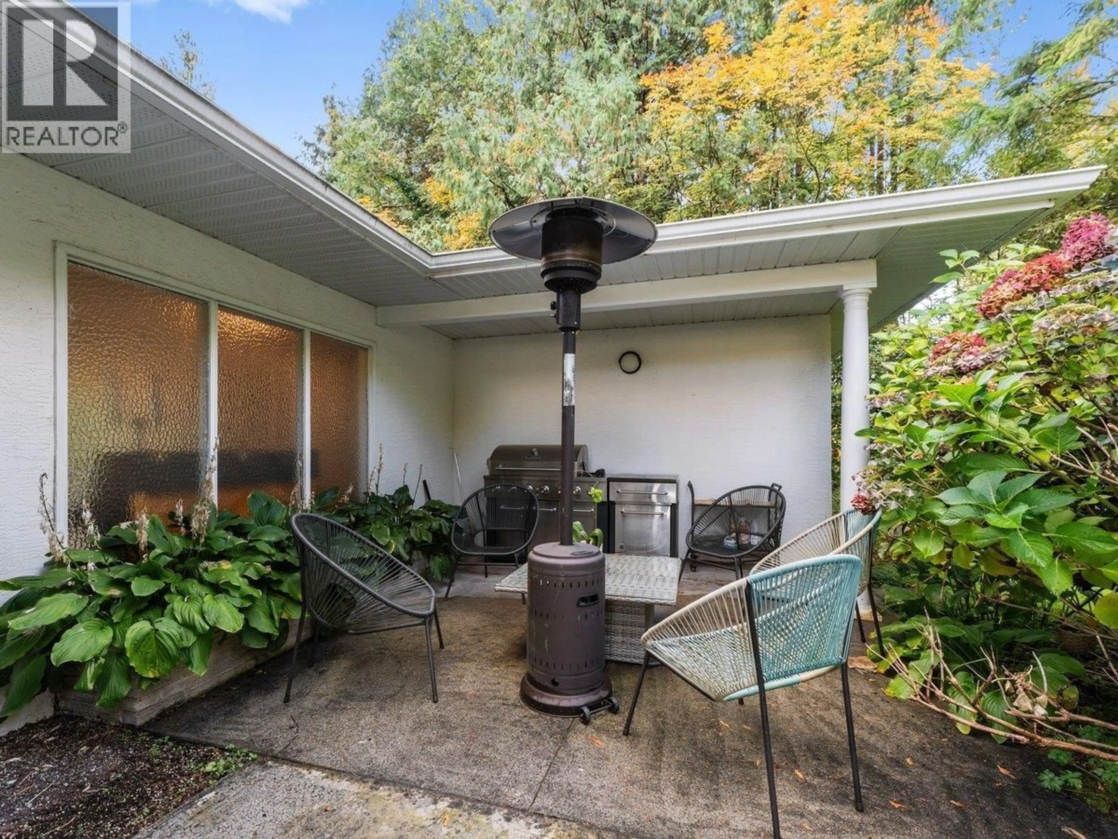 Patio, unknown for 186 STEVENS DRIVE, West Vancouver British Columbia V7S1C4