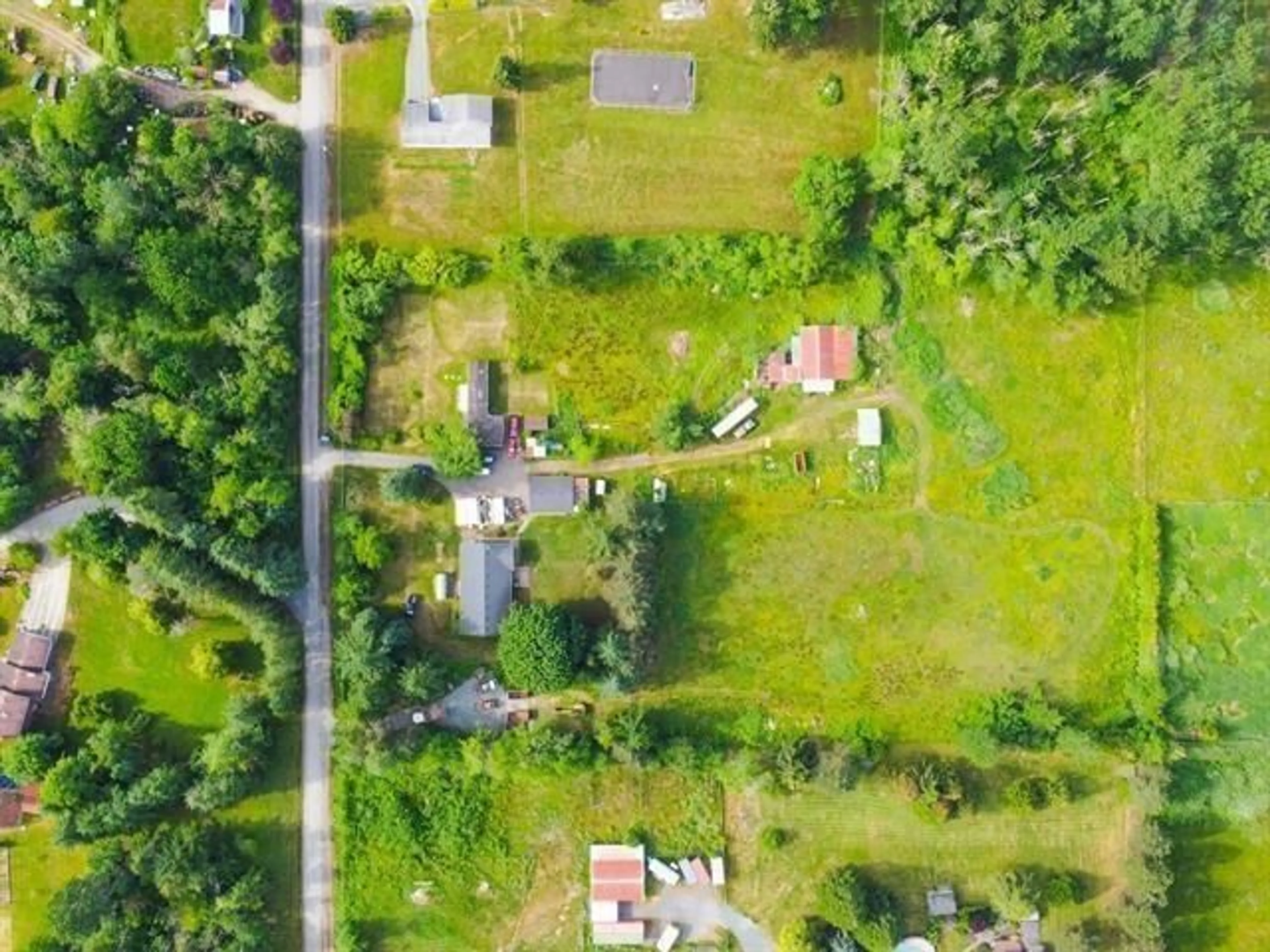 A pic from outside/outdoor area/front of a property/back of a property/a pic from drone, street for 3050 228, Langley British Columbia V2Z3B1