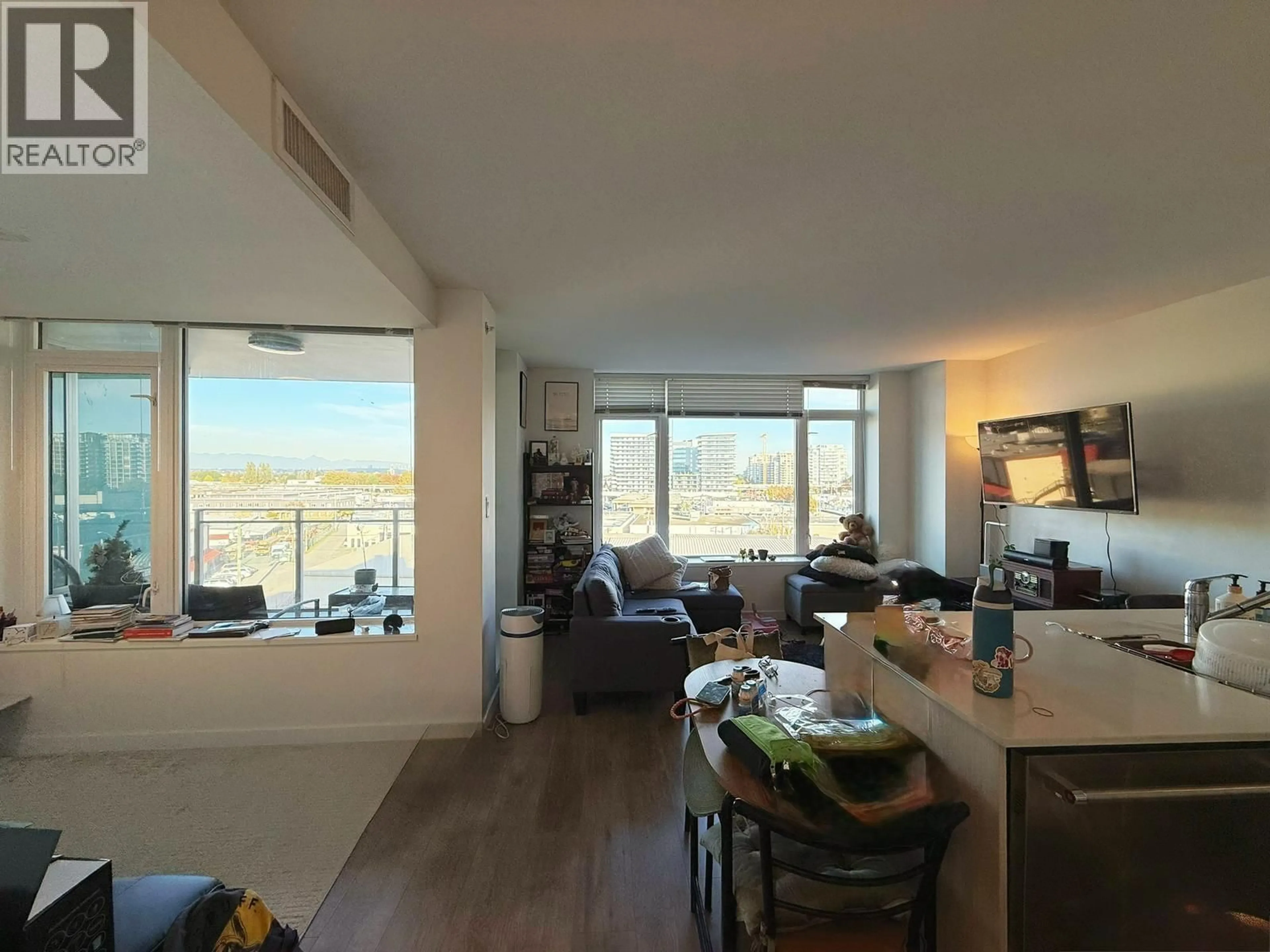 A pic of a room for 701 - 5619 CEDARBRIDGE WAY, Richmond British Columbia V6X0P8