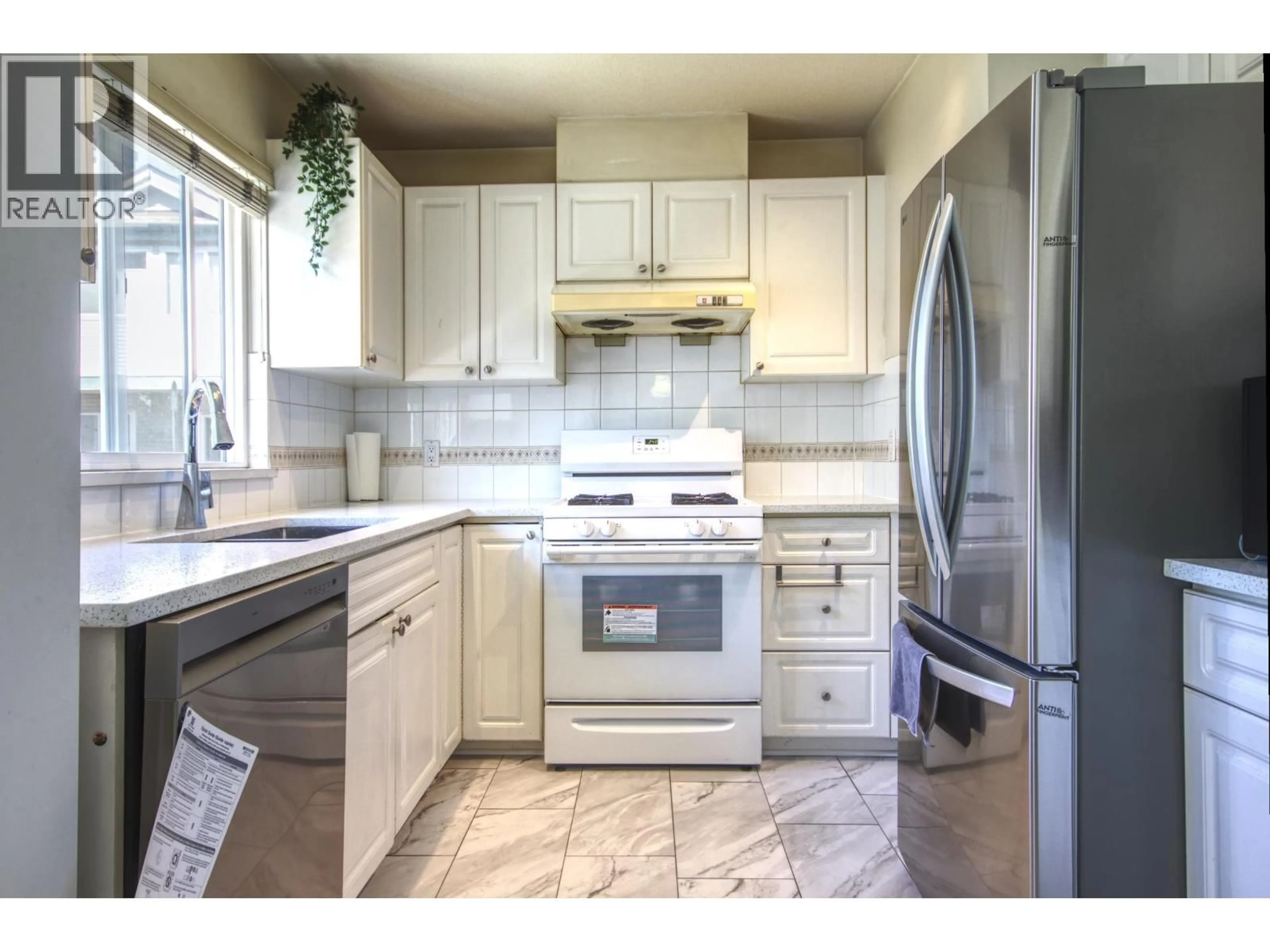 Unknown for 44 - 22800 WINDSOR COURT, Richmond British Columbia V6V2X6
