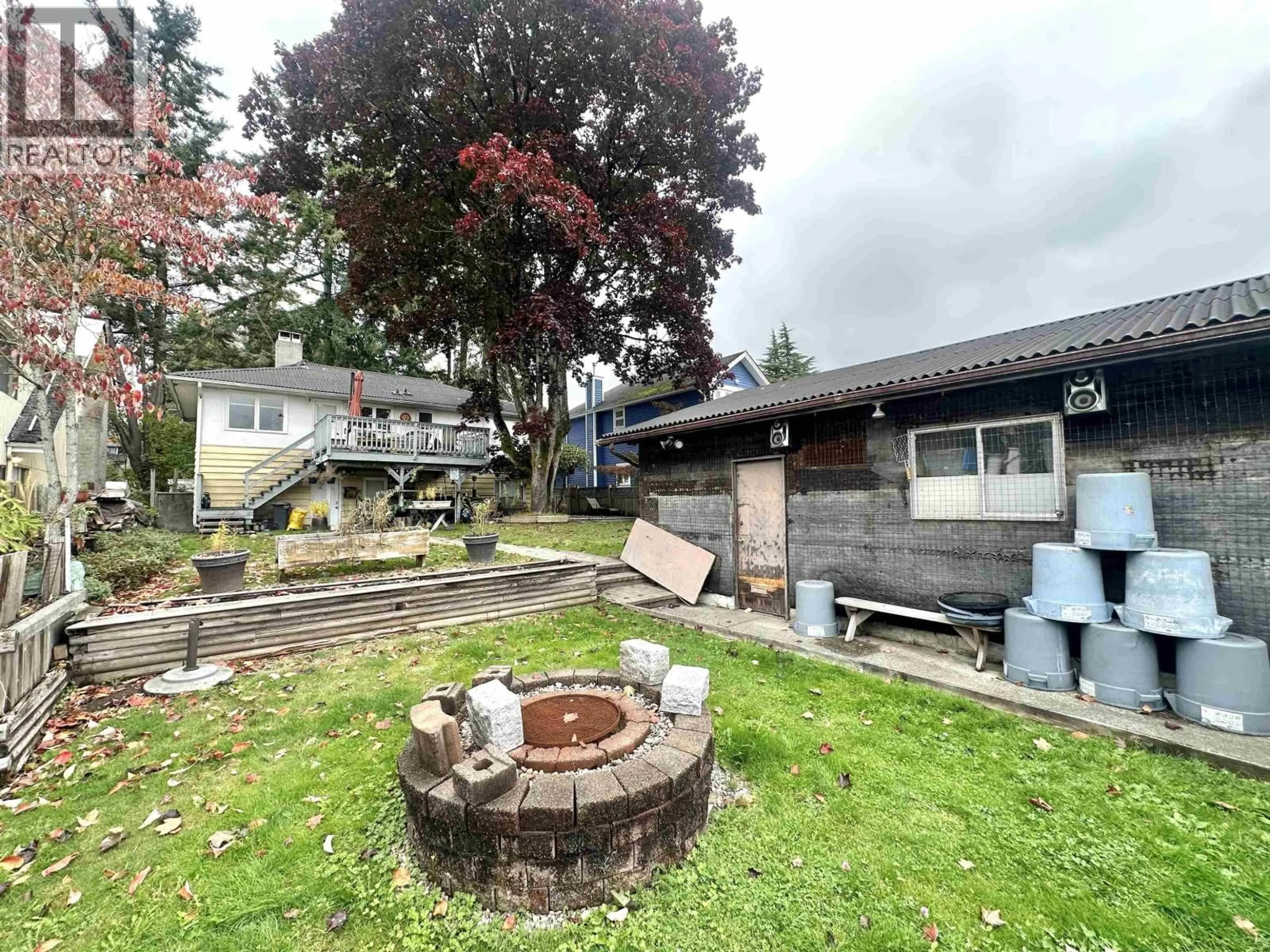 A pic from outside/outdoor area/front of a property/back of a property/a pic from drone, unknown for 313 13TH STREET, North Vancouver British Columbia V7L2L9