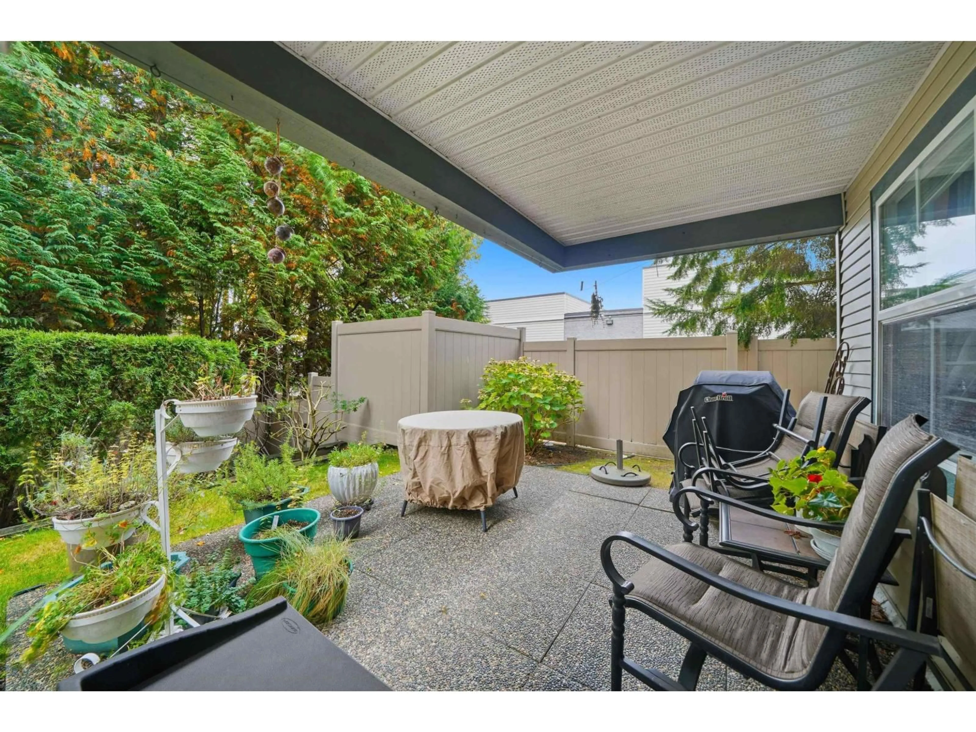 Patio, street for 105 - 6385 121, Surrey British Columbia V3X3K6