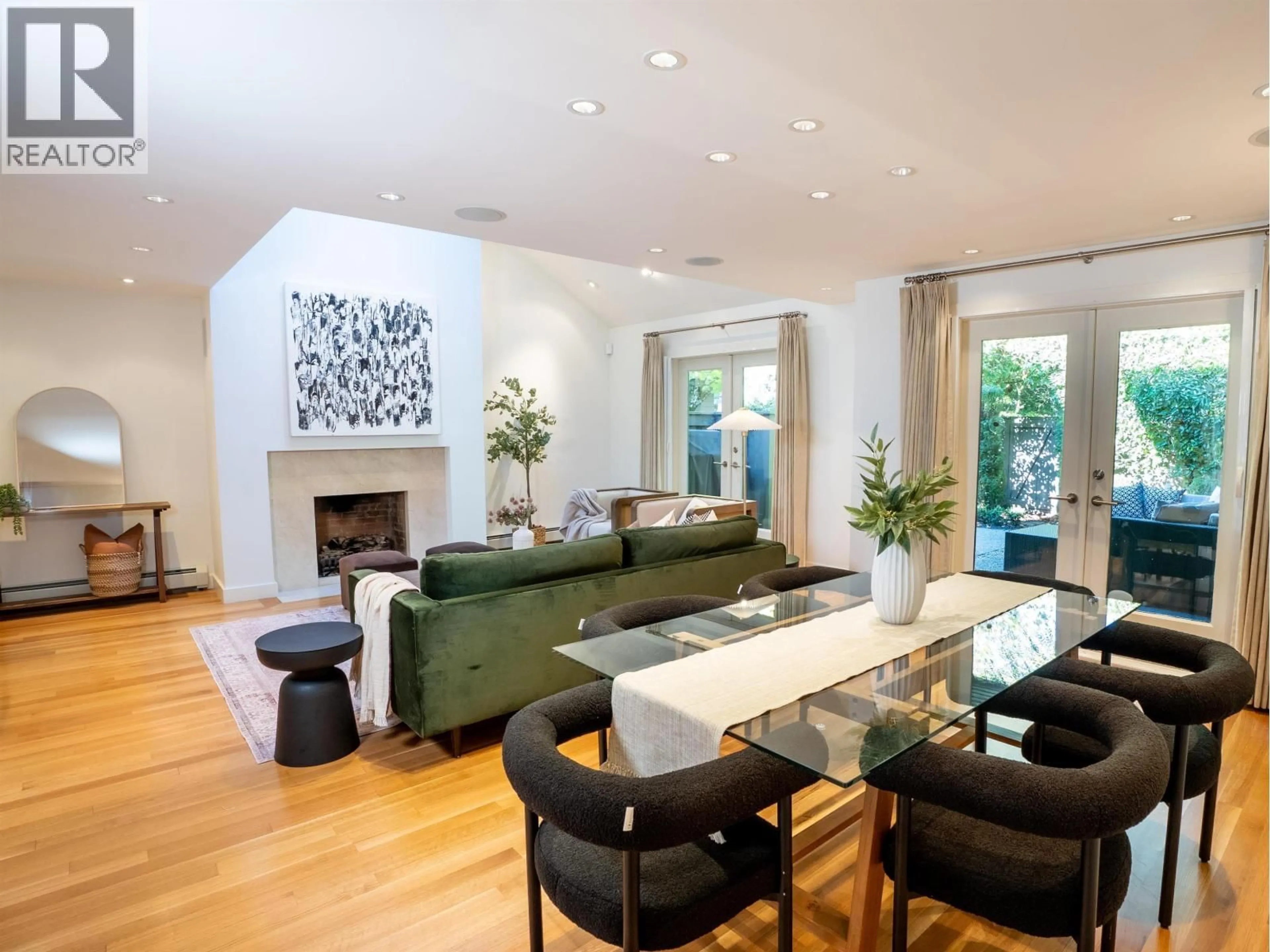 Living room with furniture, unknown for 23 - 4900 CARTIER STREET, Vancouver British Columbia V6M4H2