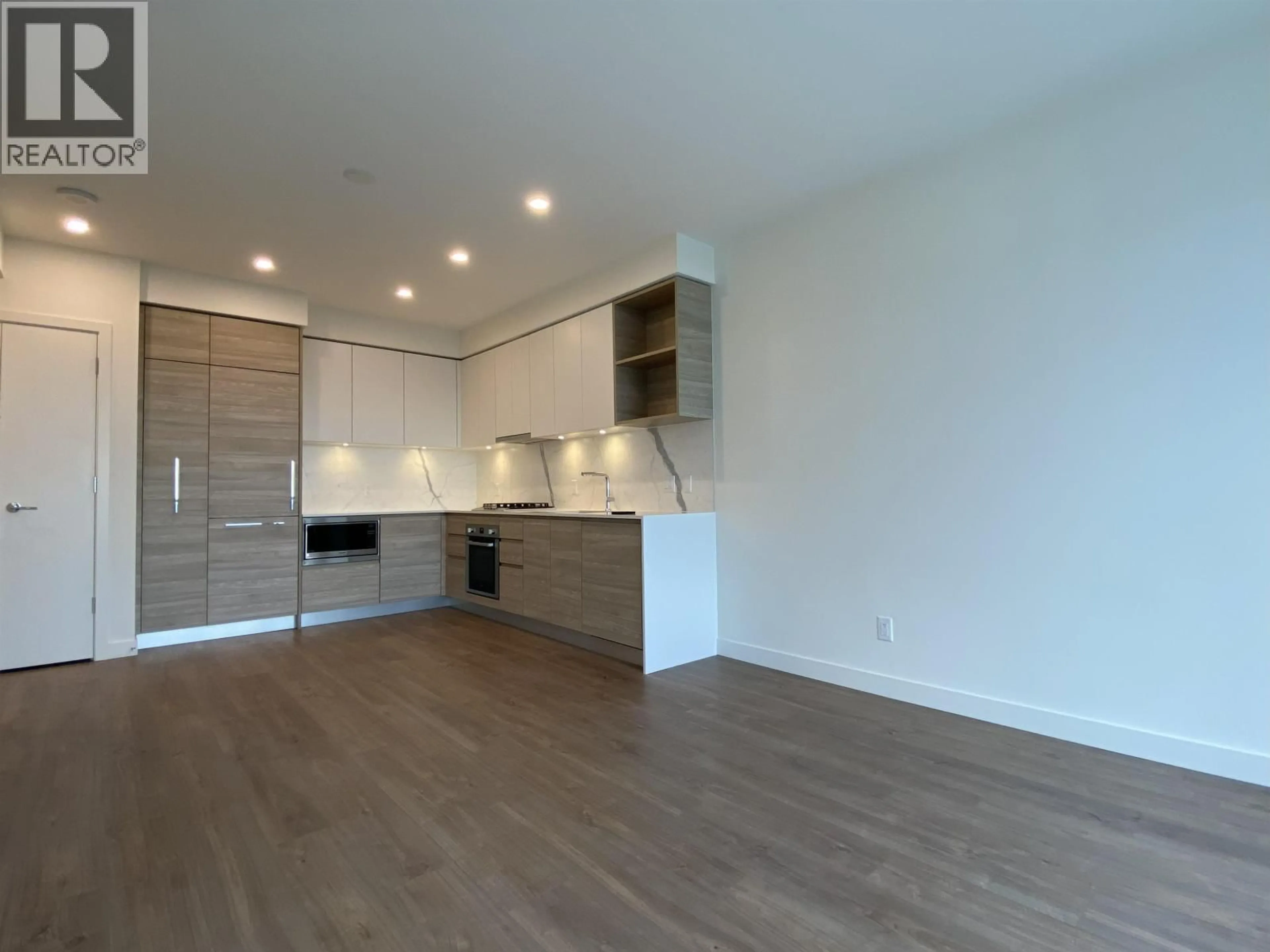 Open concept kitchen, wood/laminate floor for 2305 - 595 AUSTIN AVENUE, Coquitlam British Columbia V3K0G7