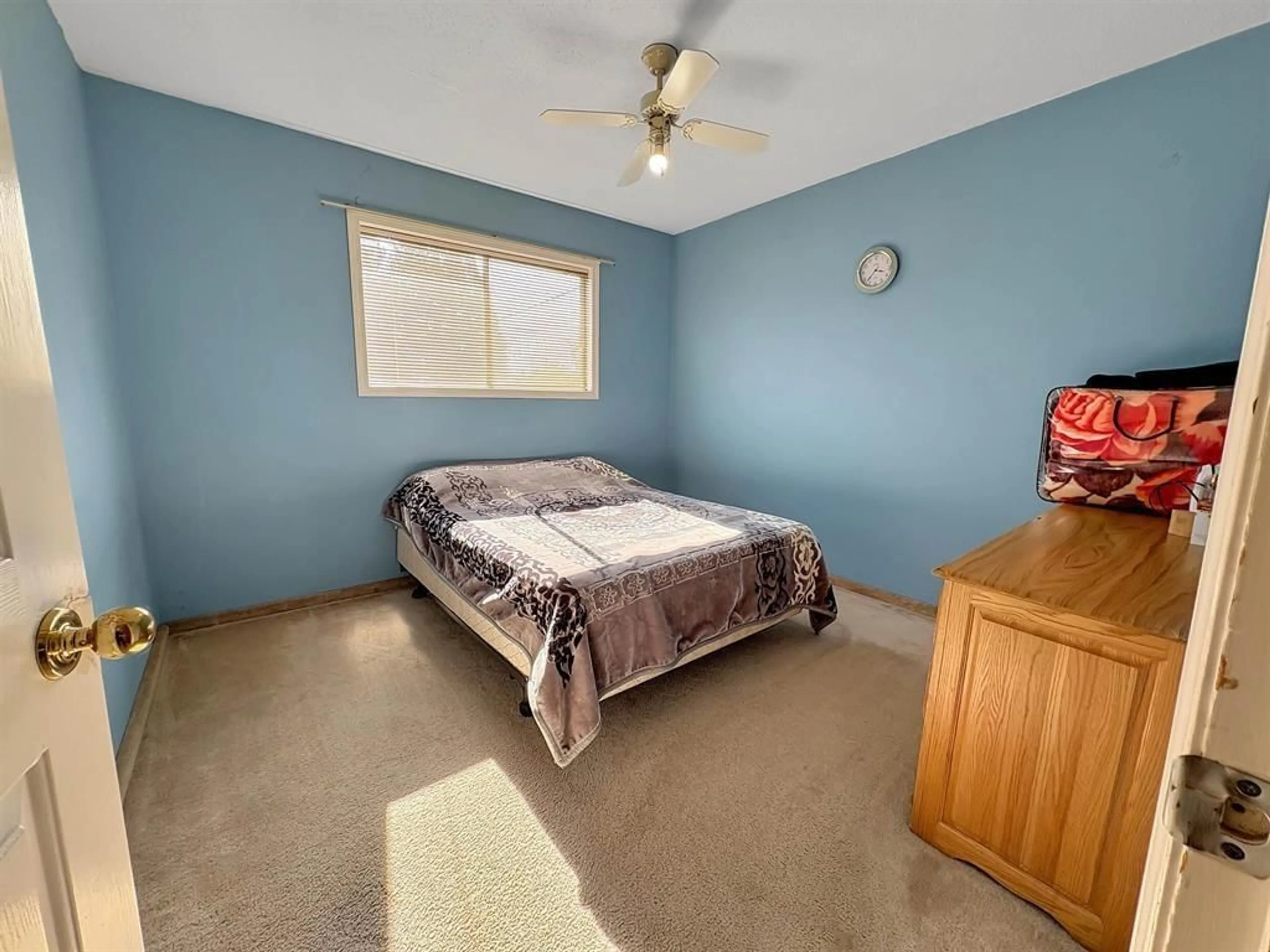 A pic of a room for 32469 EMERALD, Abbotsford British Columbia V2T1B4