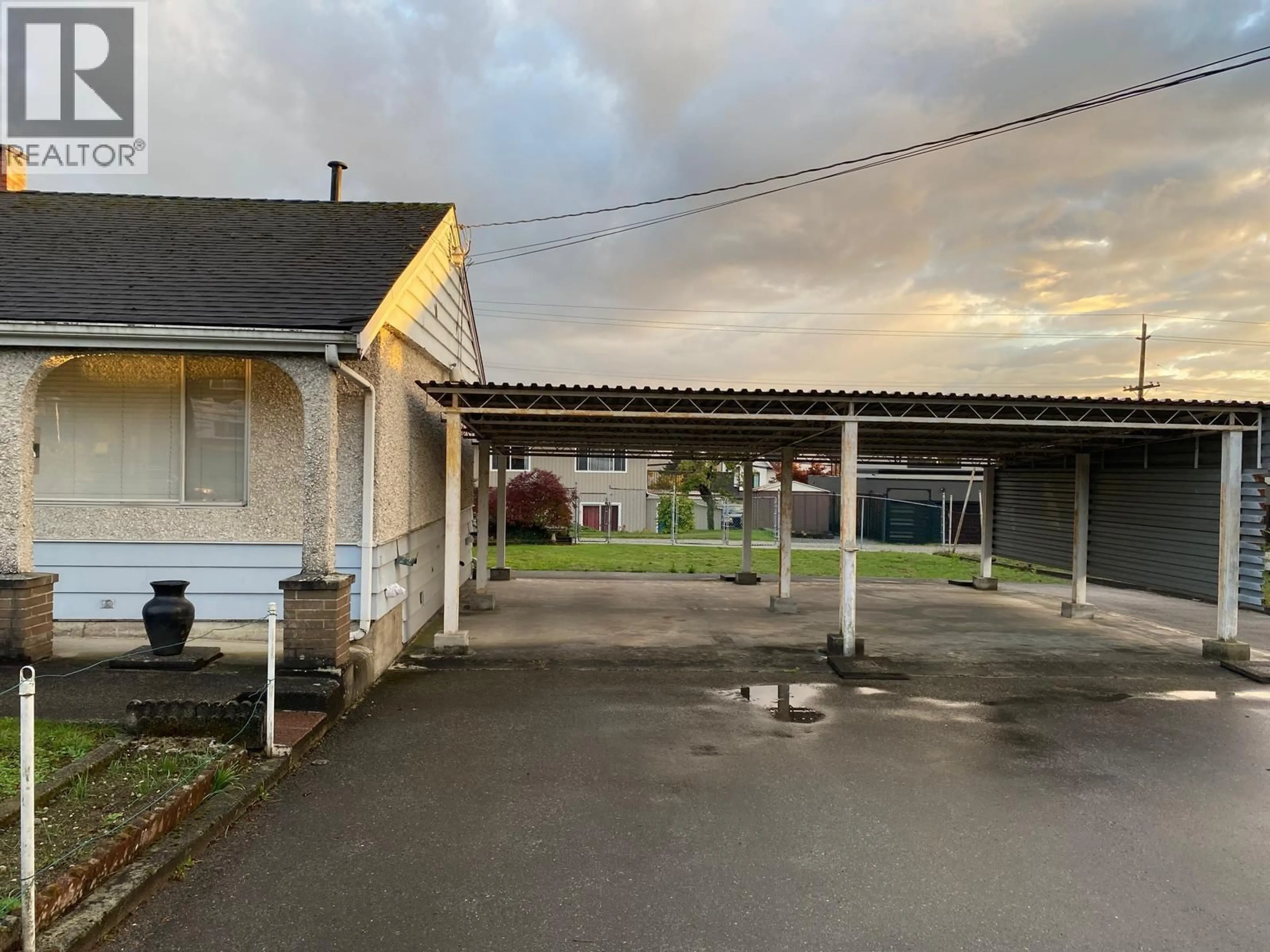 A pic from outside/outdoor area/front of a property/back of a property/a pic from drone, street for 2130 CRAIGEN AVENUE, Coquitlam British Columbia V3K1W6