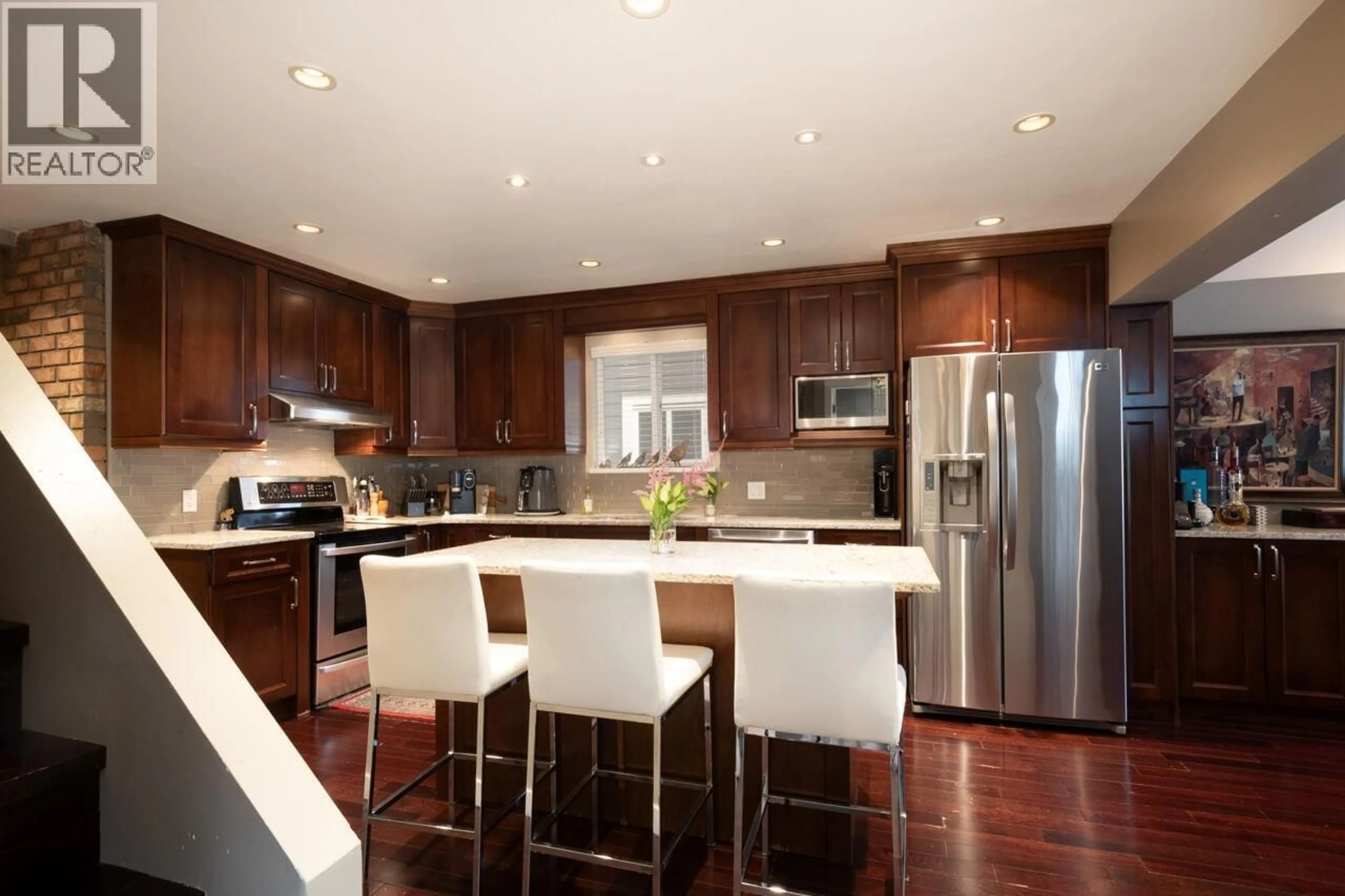 Contemporary kitchen, unknown for 2466 ETON STREET, Vancouver British Columbia V5K1J5