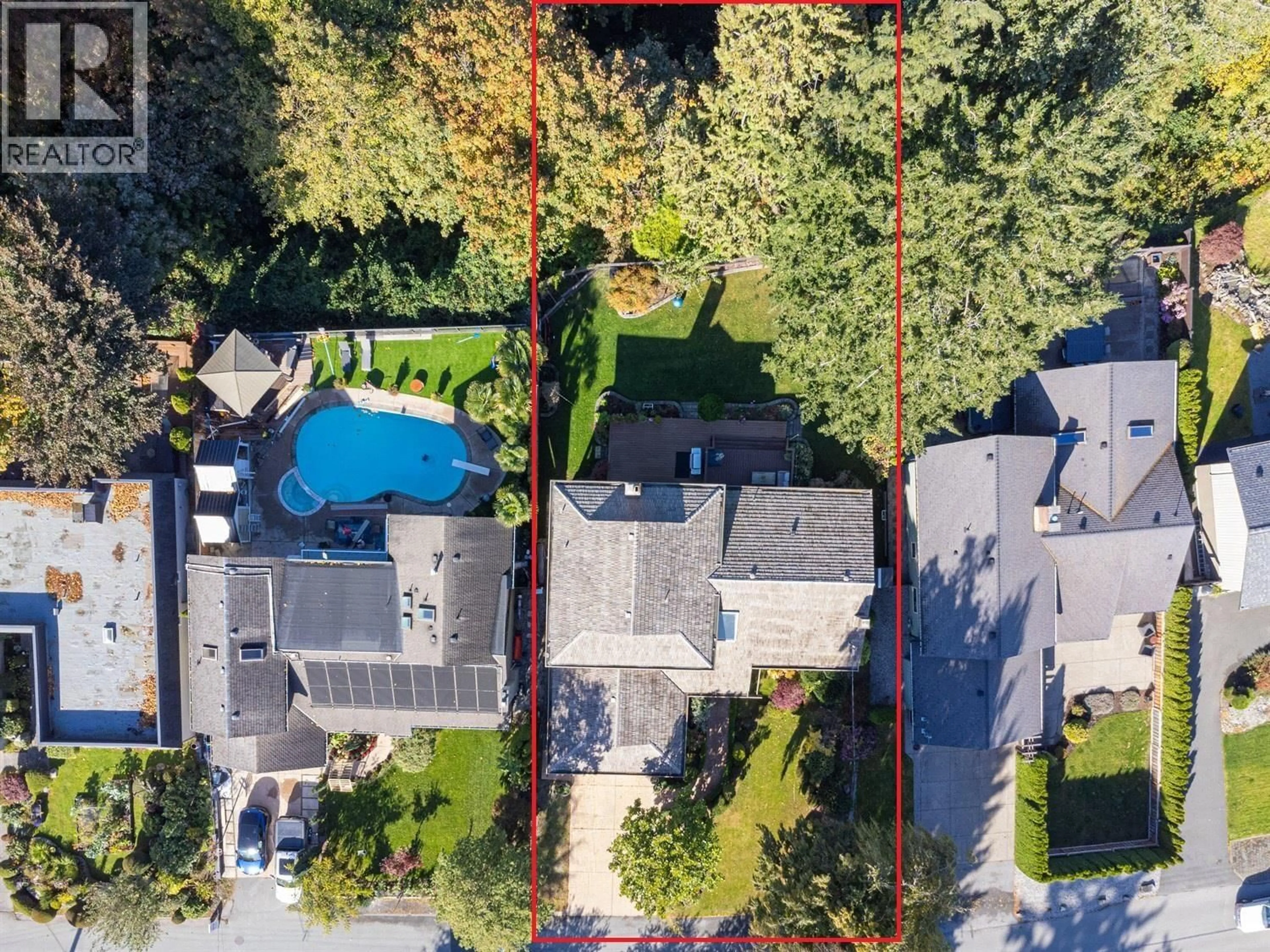 A pic from outside/outdoor area/front of a property/back of a property/a pic from drone, street for 5243 UPLAND DRIVE, Delta British Columbia V4M2G3