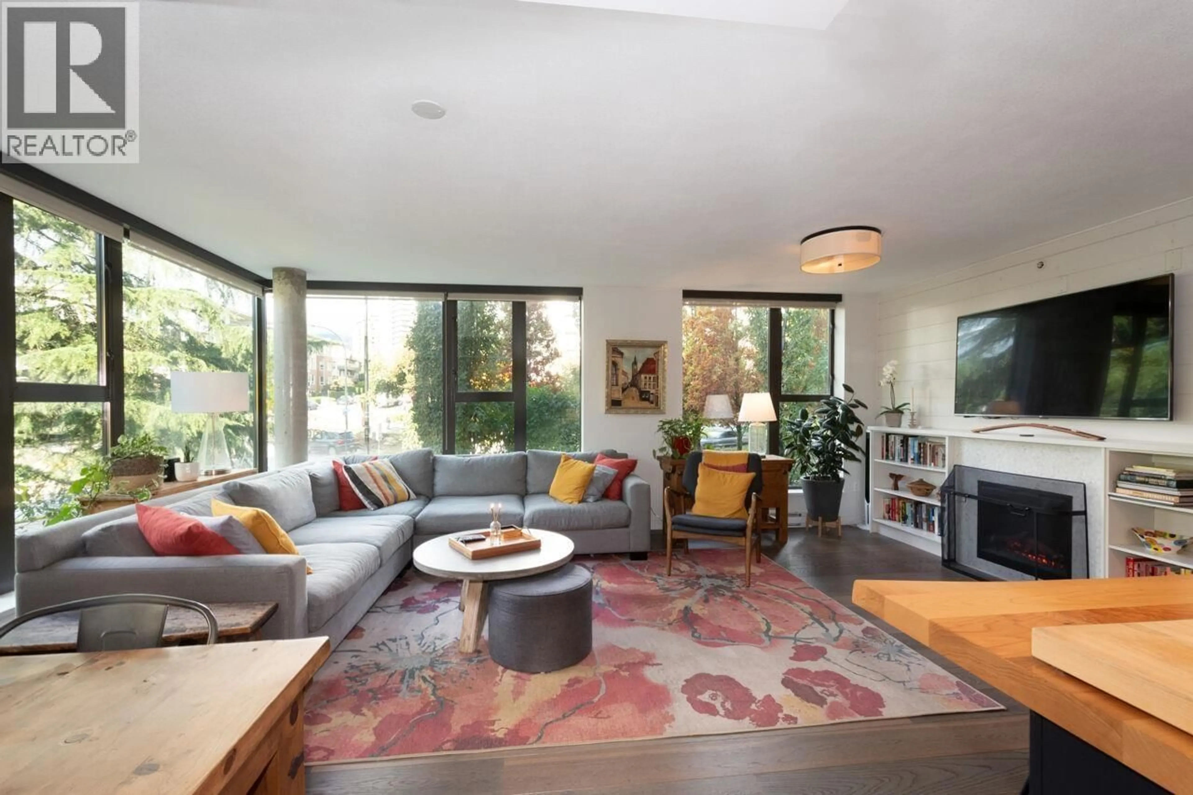 Living room with furniture, unknown for 308 - 683 VICTORIA PARK, North Vancouver British Columbia V7M0A2