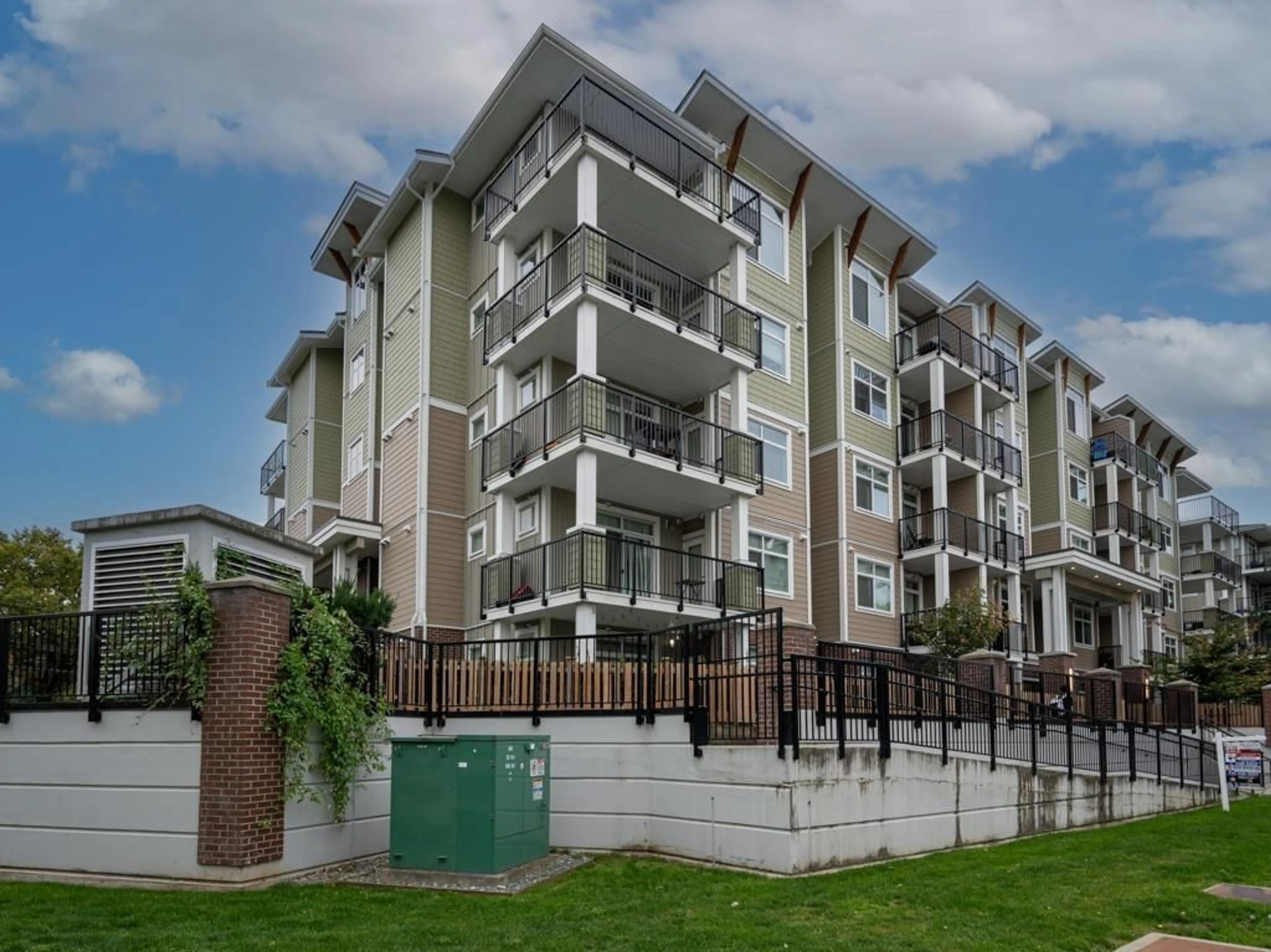 Unknown for 503 - 20696 EASTLEIGH, Langley British Columbia V3A0M3