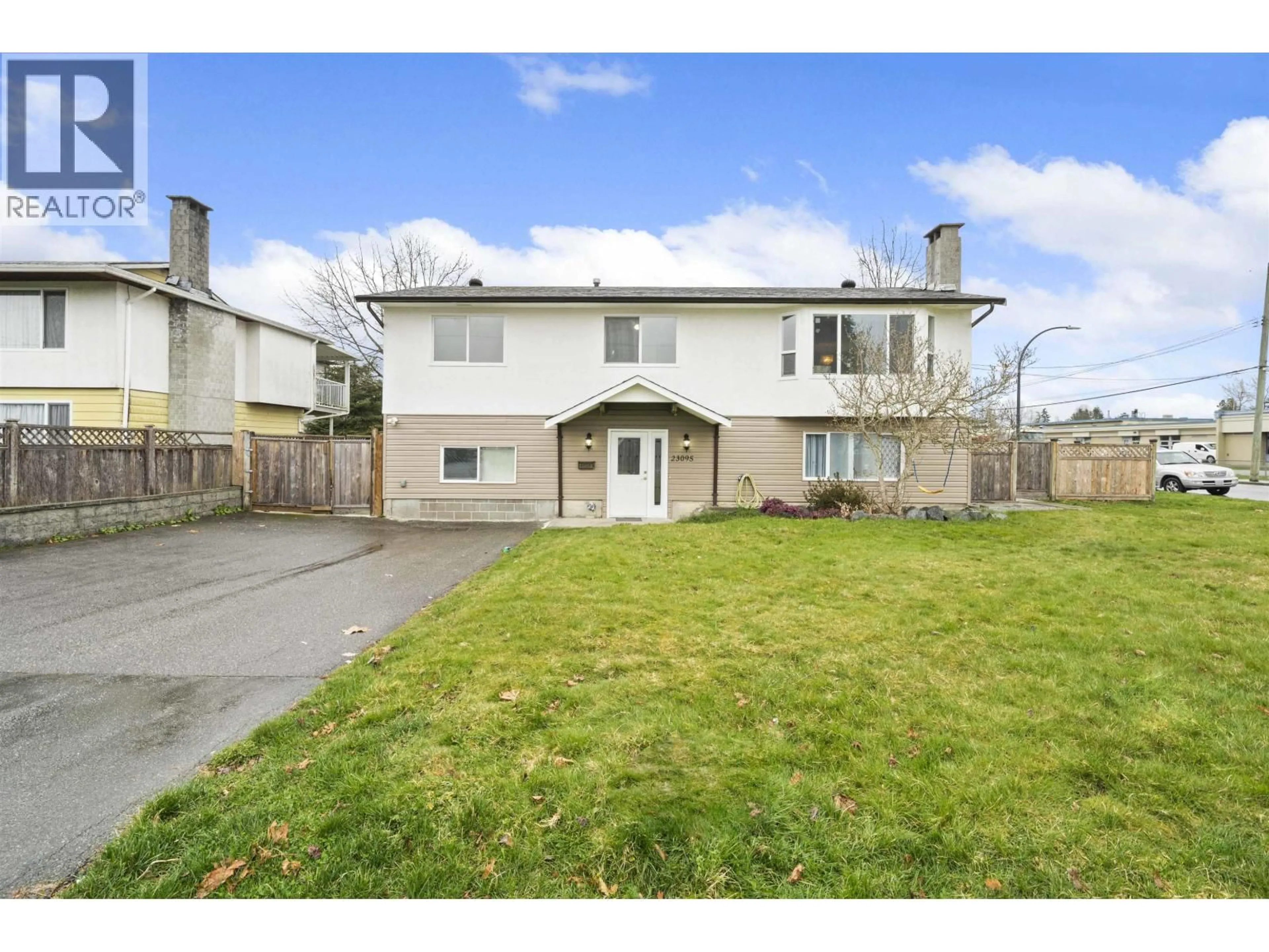 A pic from outside/outdoor area/front of a property/back of a property/a pic from drone, street for 23095 117 AVENUE, Maple Ridge British Columbia V2X2K3