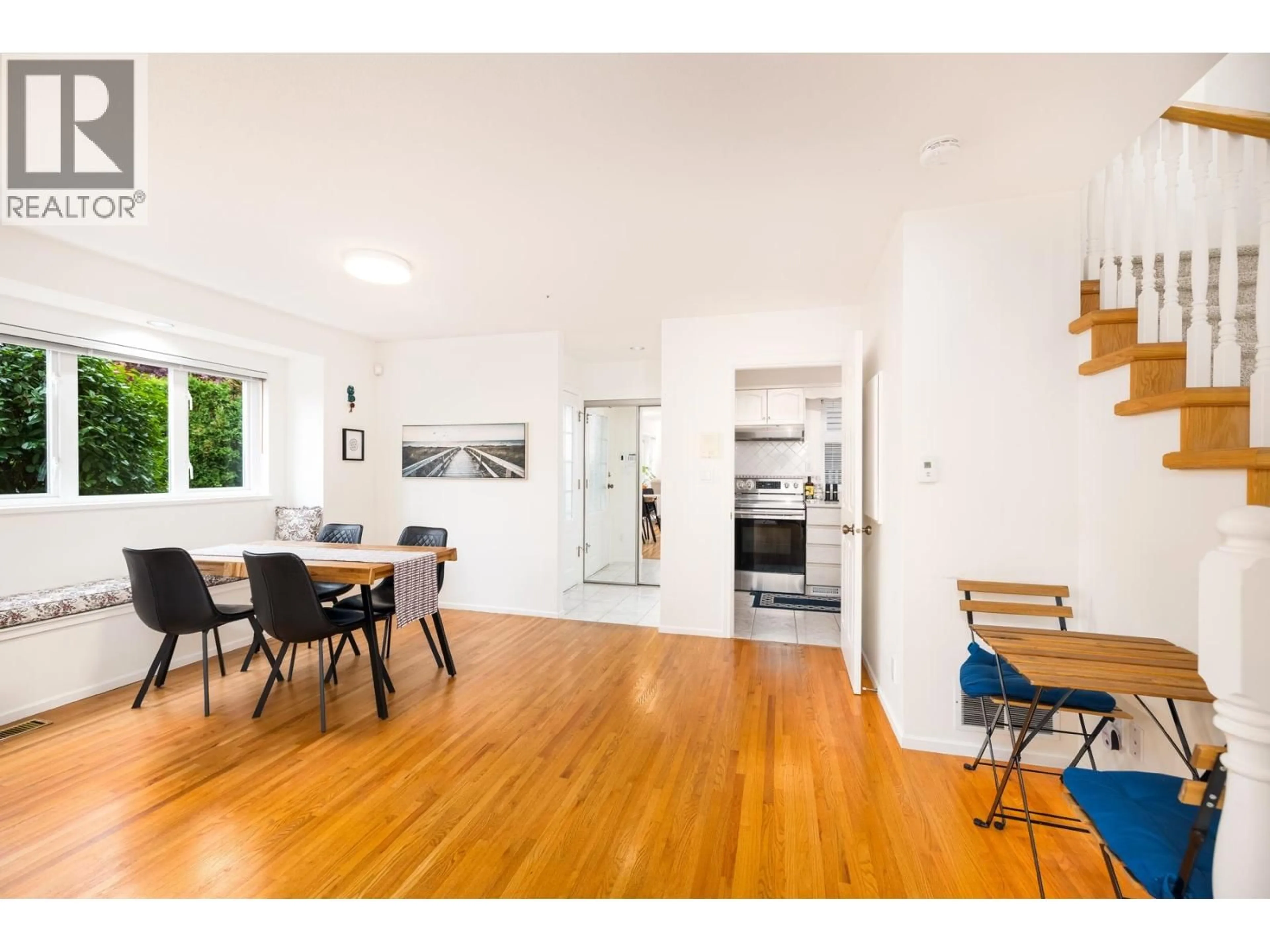 Unknown for 2718 3RD AVENUE, Vancouver British Columbia V6K1M5