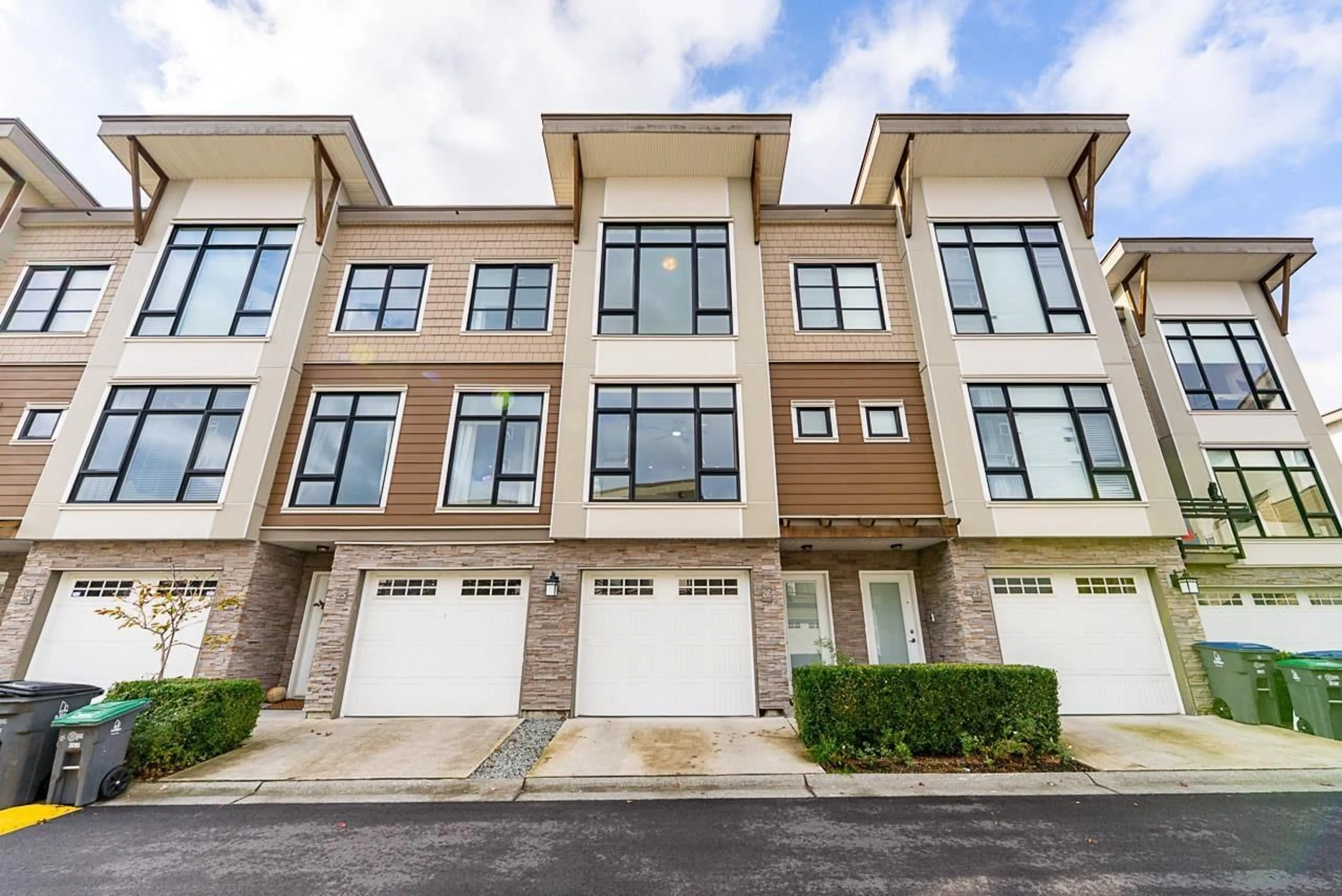 Unknown for 26 - 9989 BARNSTON EAST, Surrey British Columbia V4N6N3