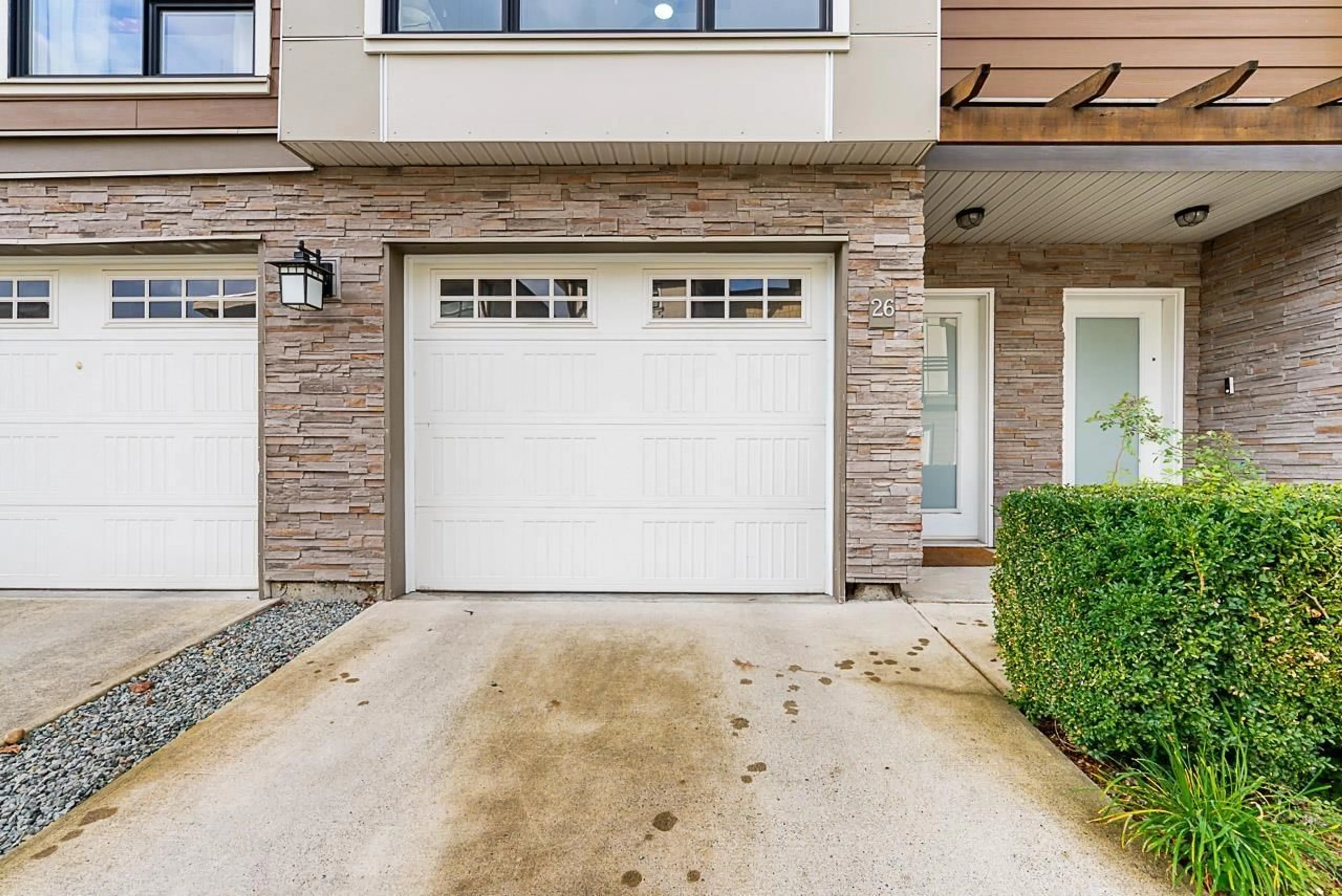 Unknown for 26 - 9989 BARNSTON EAST, Surrey British Columbia V4N6N3
