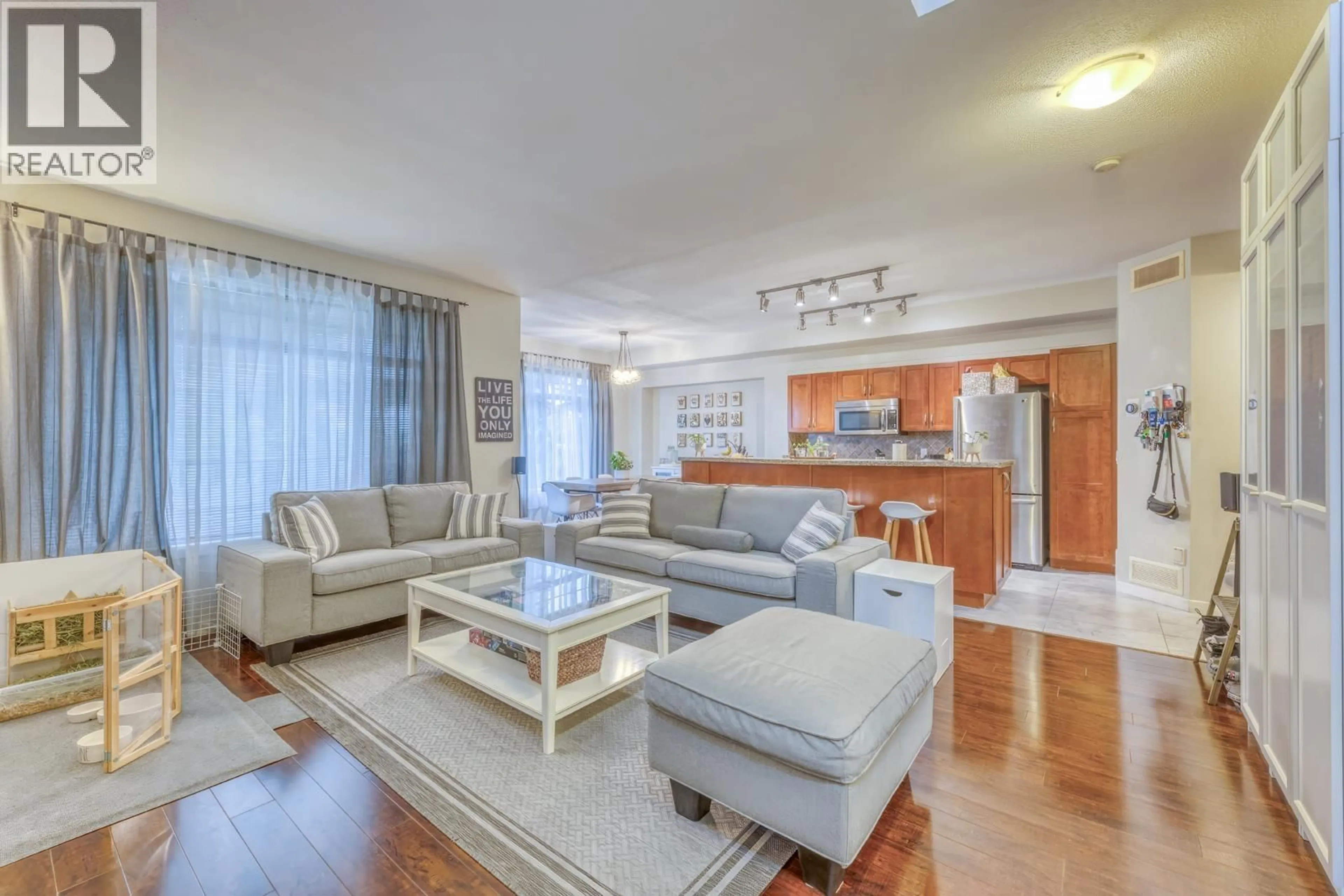 Living room with furniture, unknown for 29 - 55 HAWTHORN DRIVE, Port Moody British Columbia V3H0B3