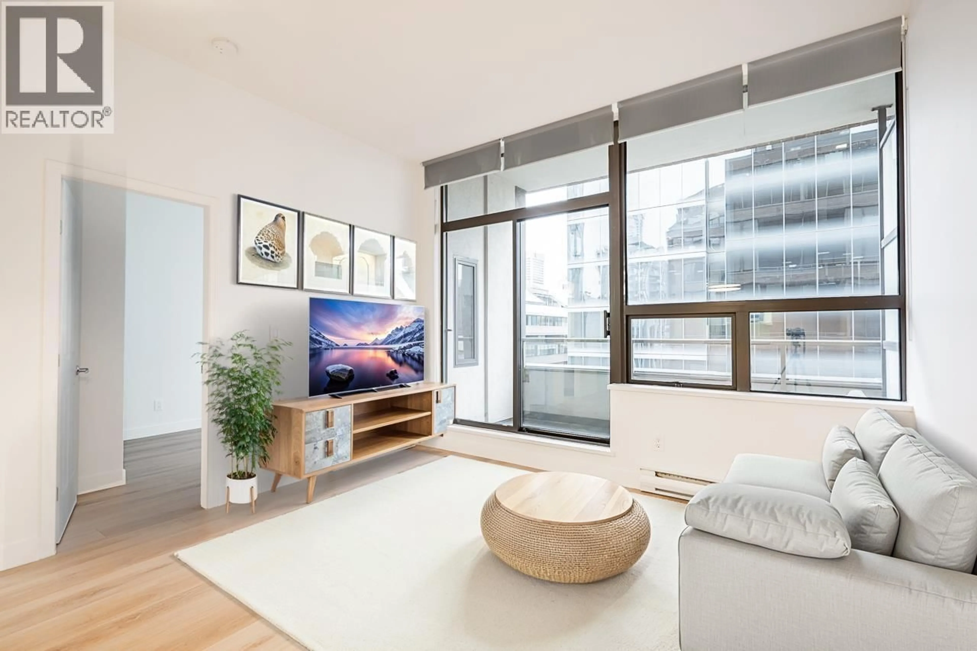 Living room with furniture, unknown for 702 - 1010 HOWE STREET, Vancouver British Columbia V6Z1P5