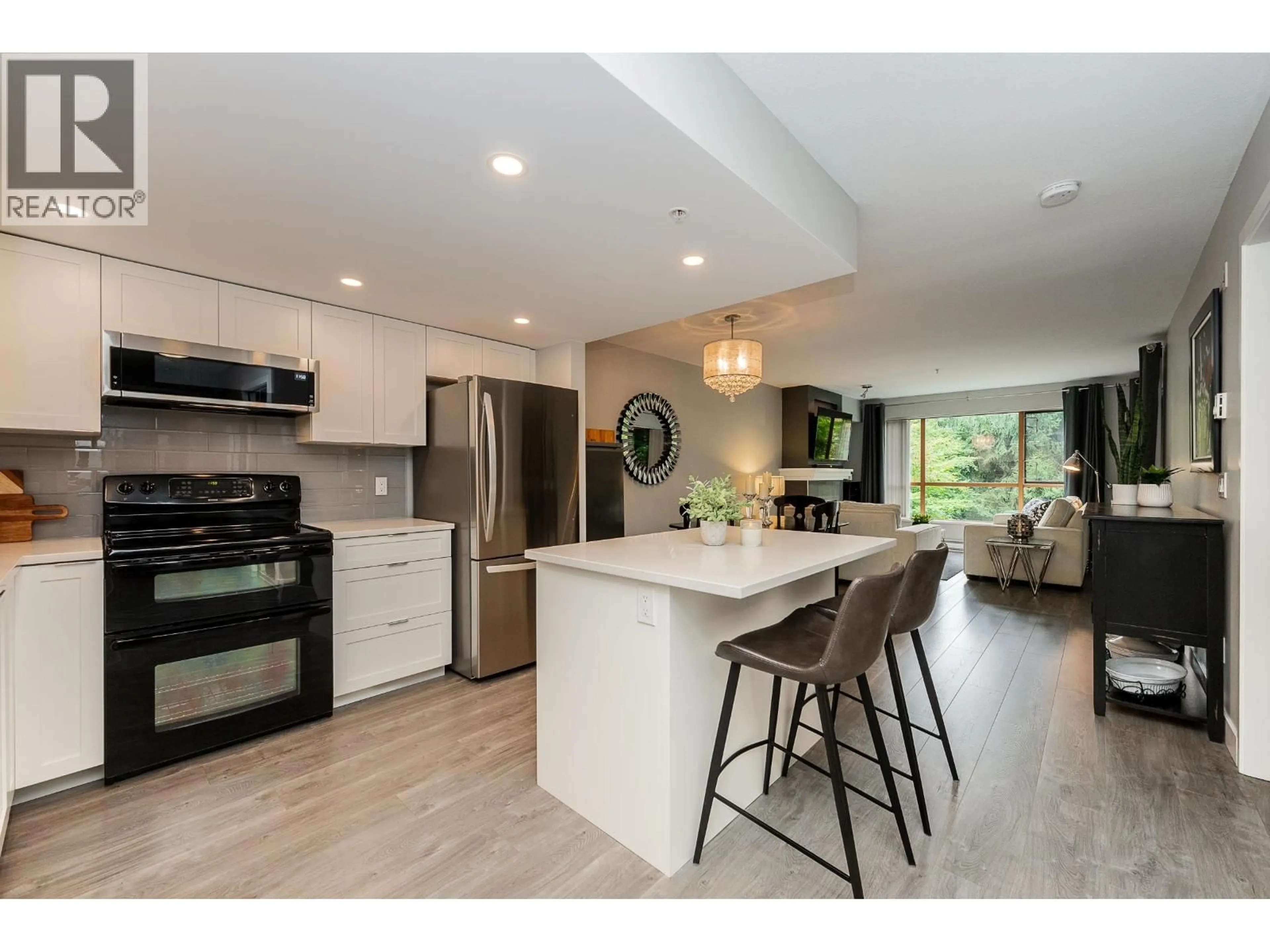 Open concept kitchen, unknown for 204 - 285 NEWPORT DRIVE, Port Moody British Columbia V3H5J6