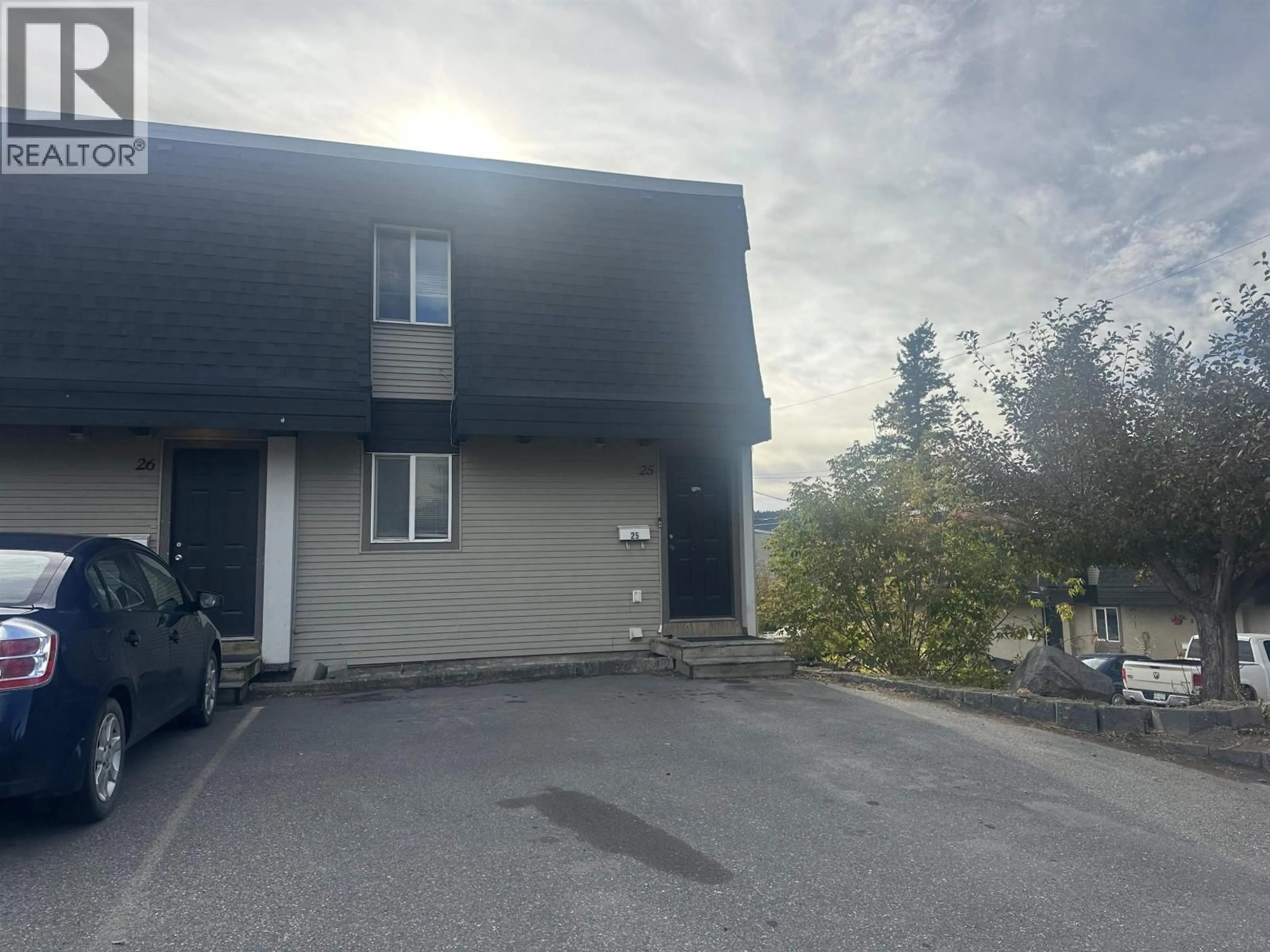 A pic from outside/outdoor area/front of a property/back of a property/a pic from drone, street for 25 - 605 CARSON DRIVE, Williams Lake British Columbia V2G1T1