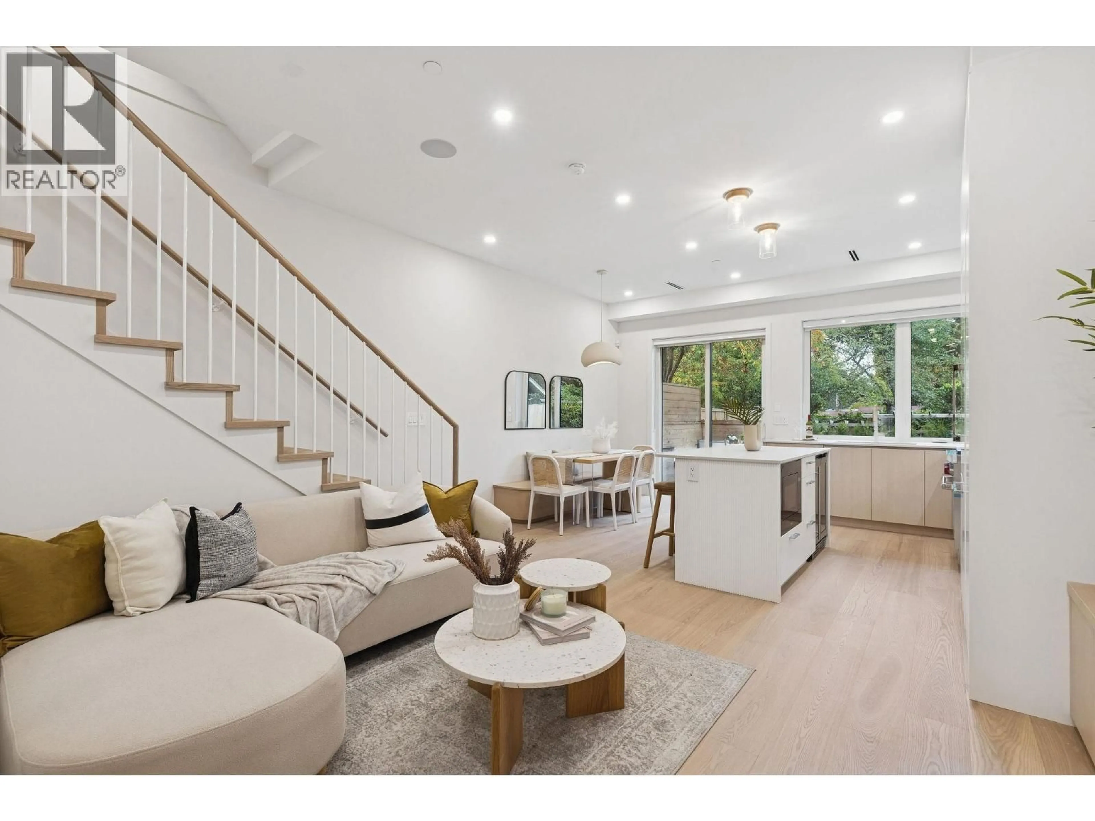 Open concept kitchen, unknown for 2 - 7 23RD AVENUE, Vancouver British Columbia V5V1W8