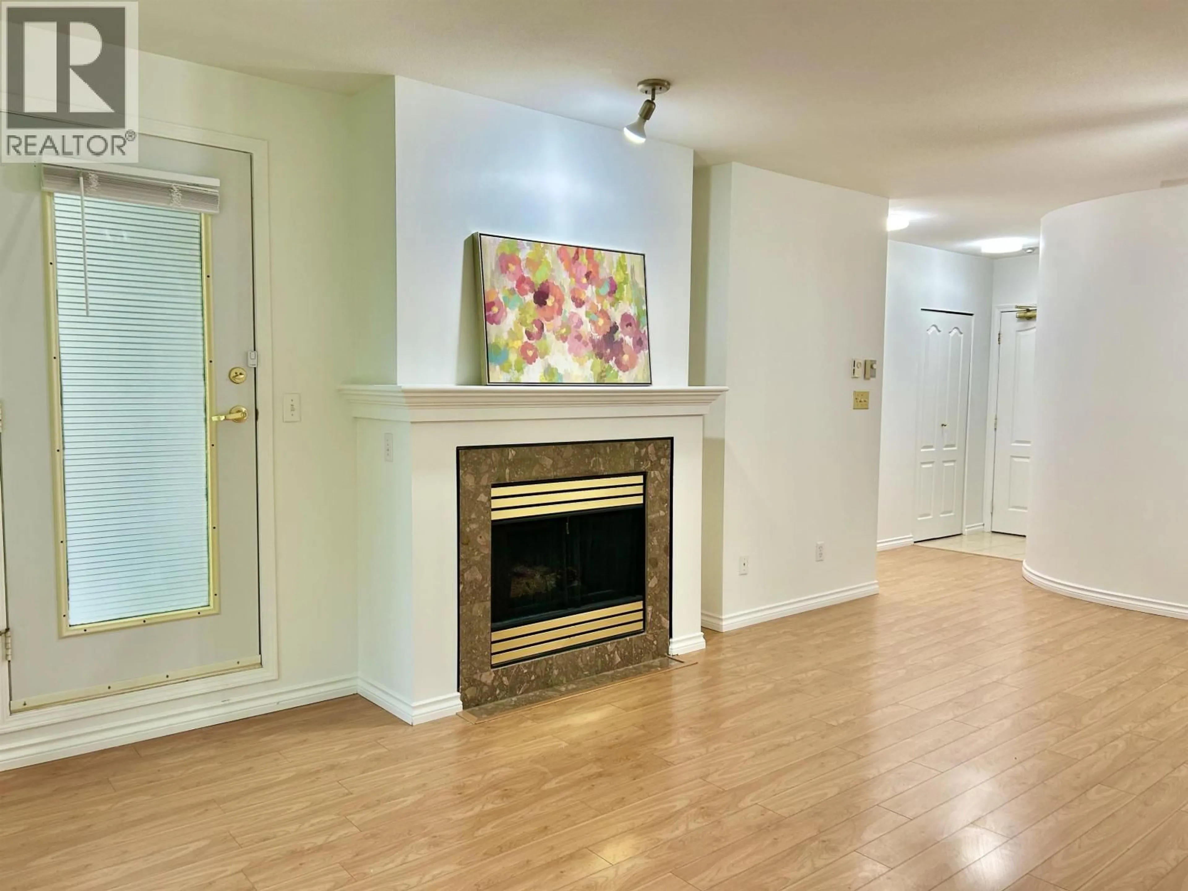 A pic of a room for 205 - 6742 STATION HILL COURT, Burnaby British Columbia V3N4V2